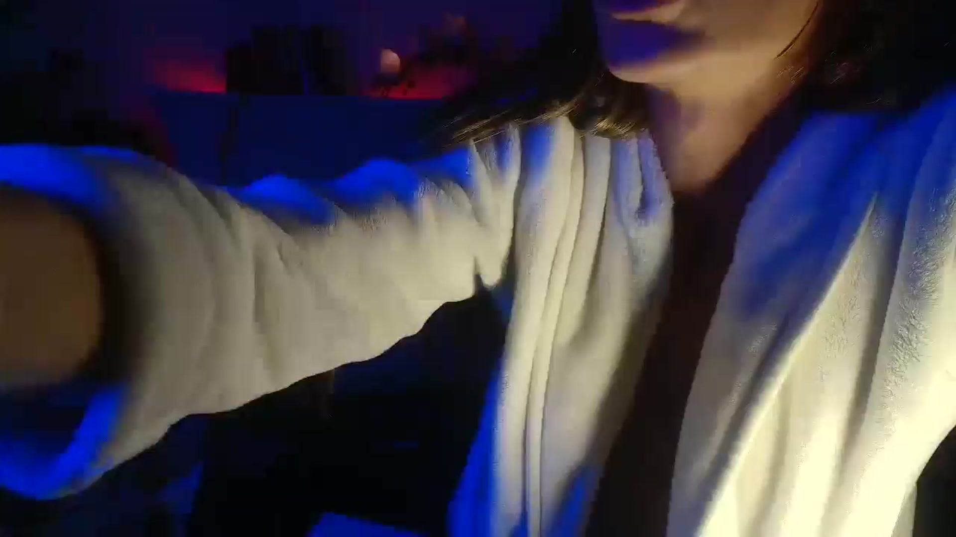 Gallery image thumbnail from AlabamaWhirly's myfreecams stream on, 02/11/2026, 10:31 image 1 of 20