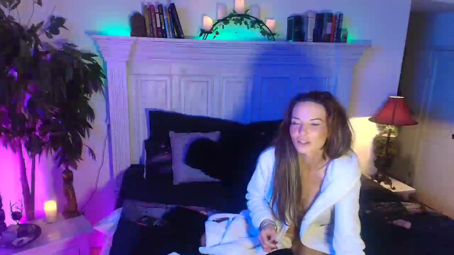 Gallery image thumbnail from AlabamaWhirly's myfreecams stream on, 02/11/2026, 10:31 image 4 of 20