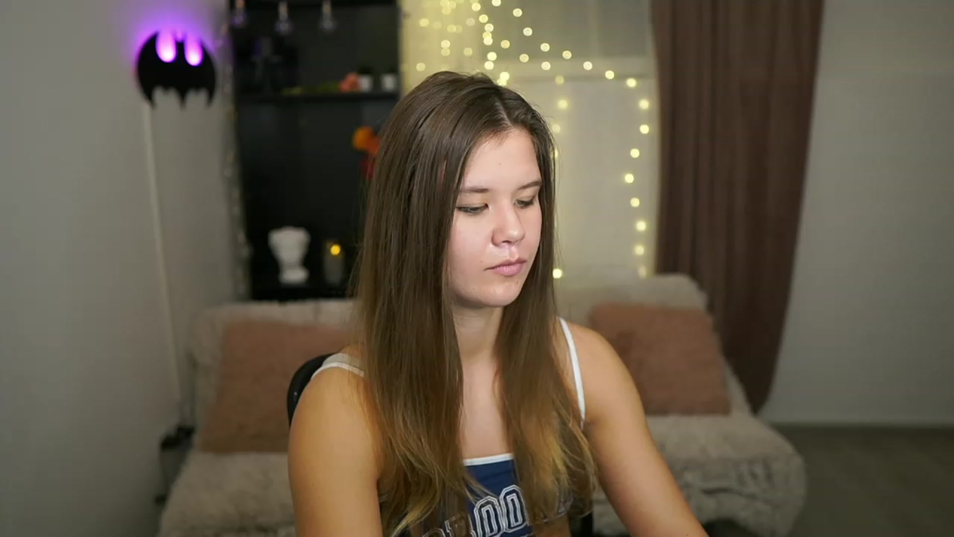 Gallery image thumbnail from Alaina__Fox's myfreecams stream on, 02/11/2024, 11:53 image 20 of 20