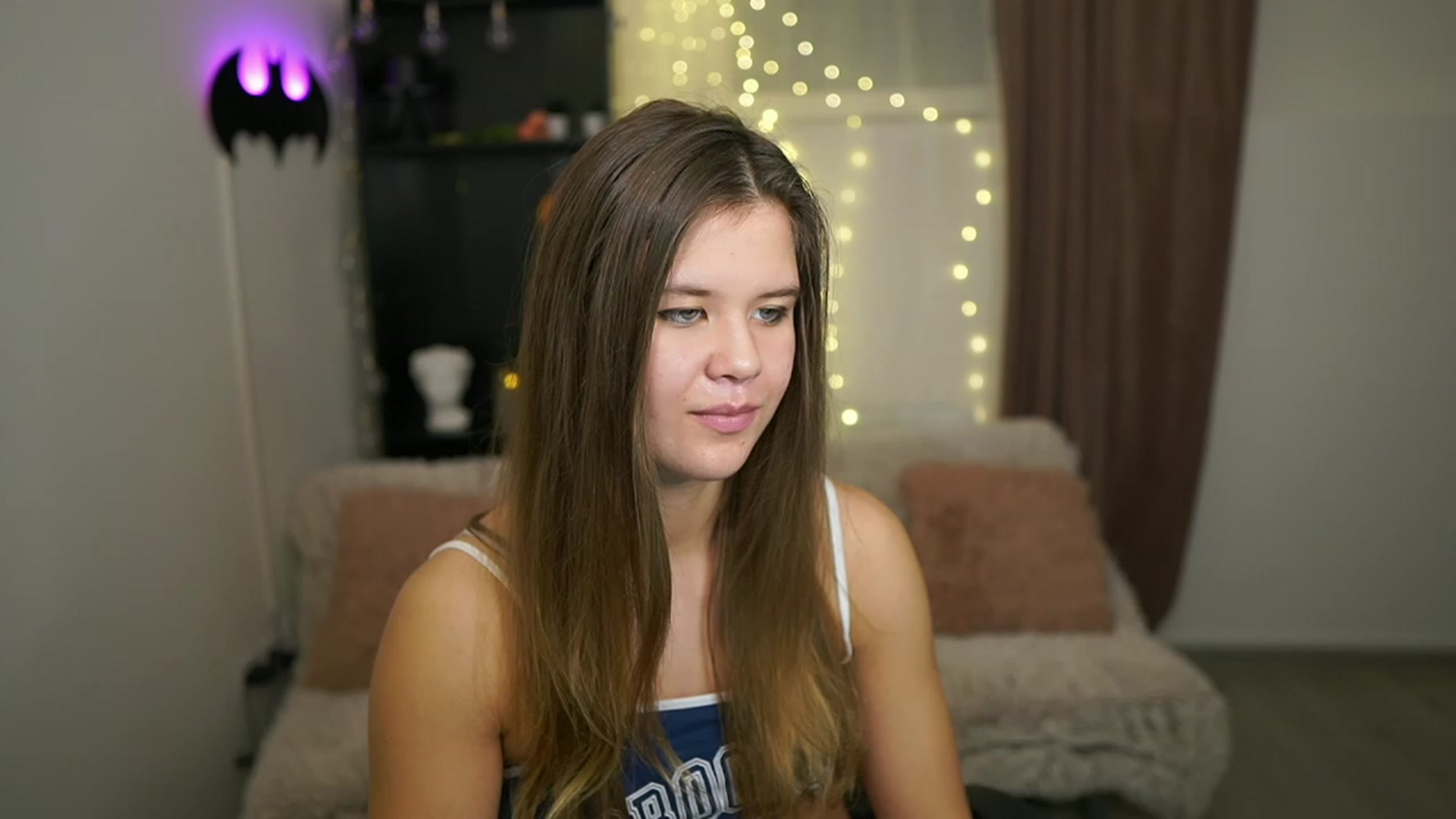 Gallery image thumbnail from Alaina__Fox's myfreecams stream on, 02/11/2024, 11:53 image 13 of 20