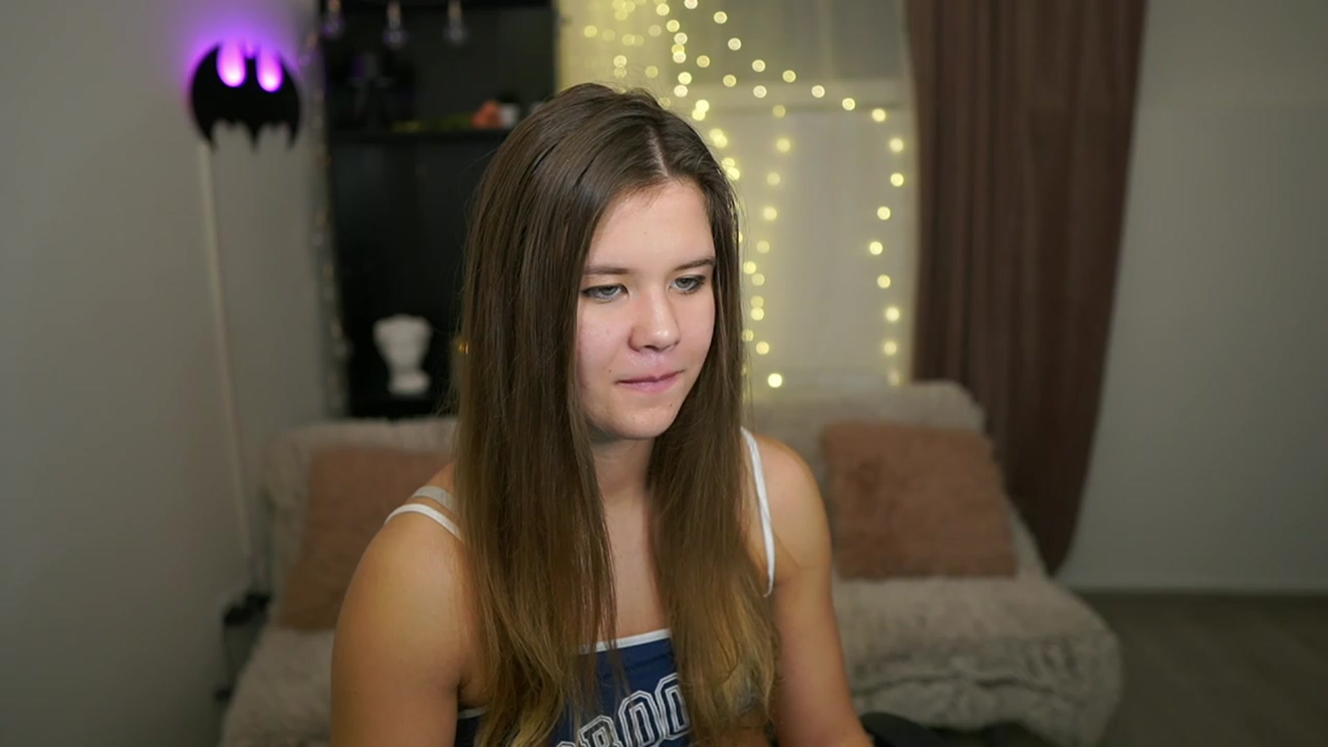 Gallery image thumbnail from Alaina__Fox's myfreecams stream on, 02/11/2024, 11:53 image 2 of 20