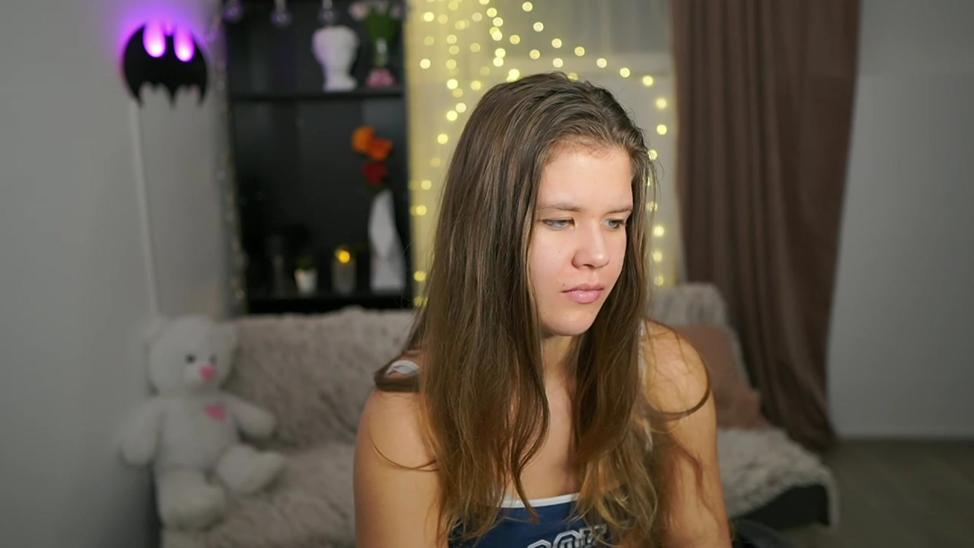 Gallery image thumbnail from Alaina__Fox's myfreecams stream on, 02/27/2024, 24:54 image 20 of 20