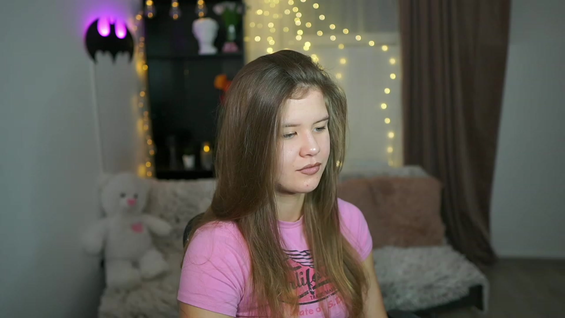 Gallery image thumbnail from Alaina__Fox's myfreecams stream on, 03/02/2024, 14:54 image 1 of 20