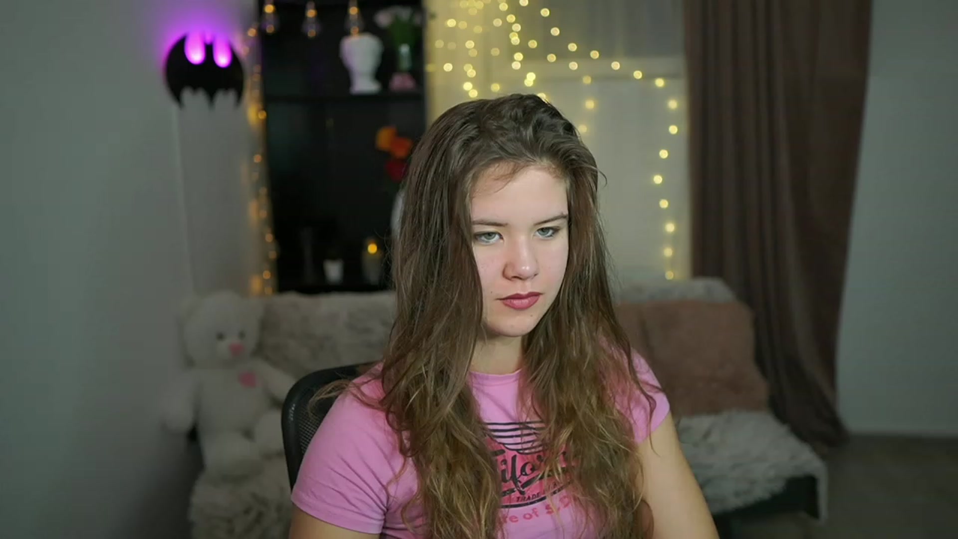 Gallery image thumbnail from Alaina__Fox's myfreecams stream on, 03/05/2024, 19:30 image 2 of 20