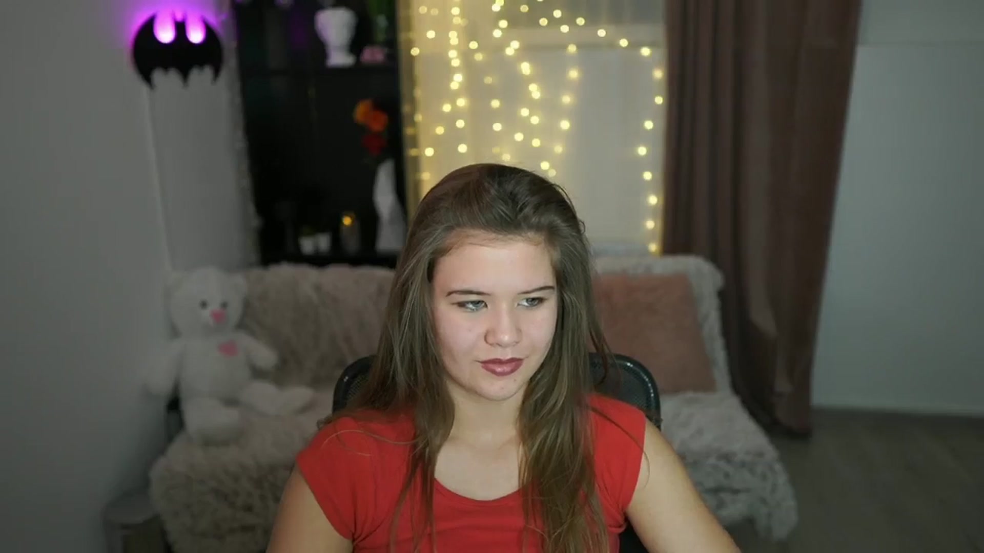 Gallery image thumbnail from Alaina__Fox's myfreecams stream on, 04/28/2024, 15:52 image 14 of 20