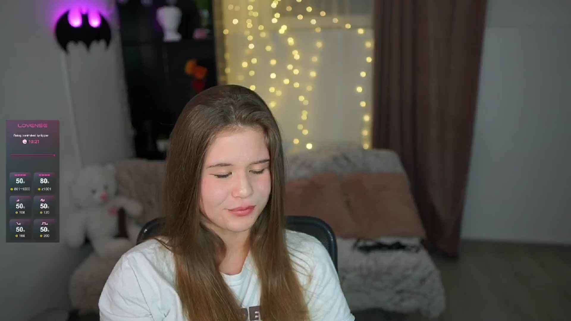Gallery image thumbnail from Alaina__Fox's myfreecams stream on, 05/02/2024, 22:57 image 5 of 20