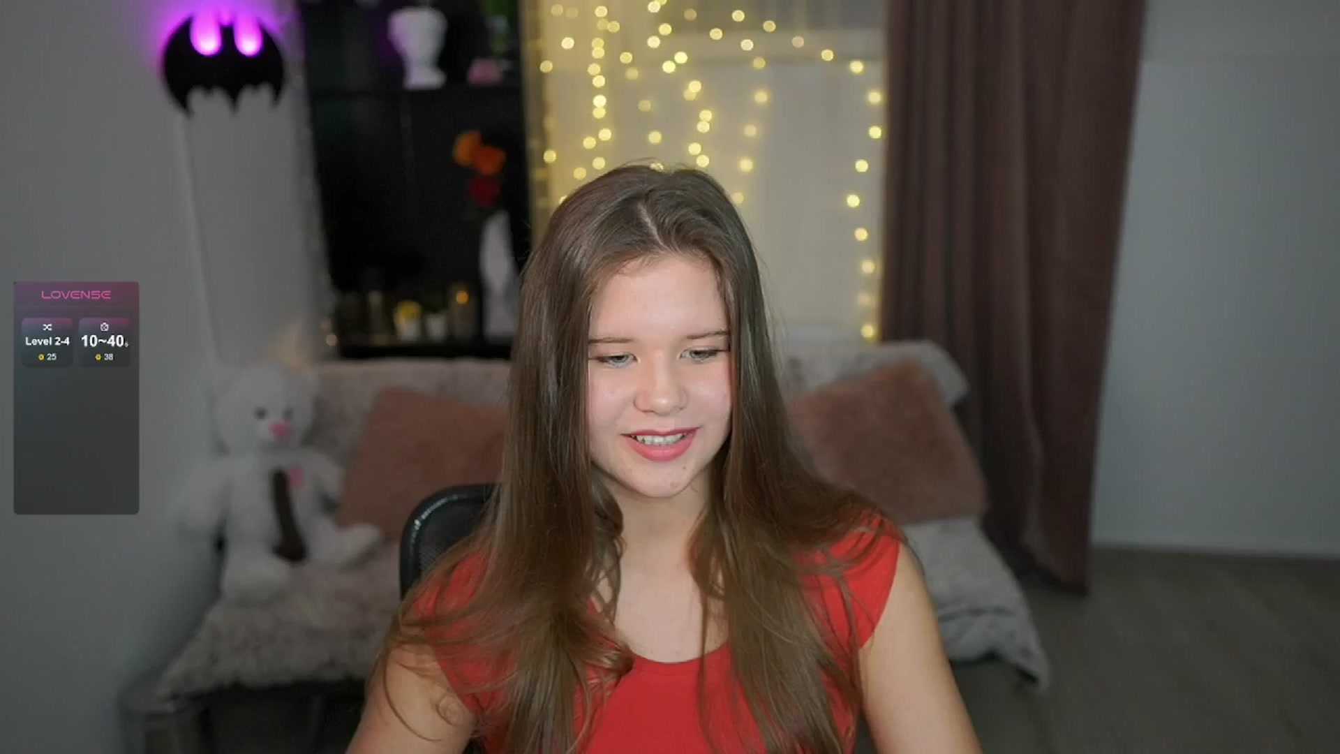 Gallery image thumbnail from Alaina__Fox's myfreecams stream on, 05/07/2024, 21:49 image 2 of 20