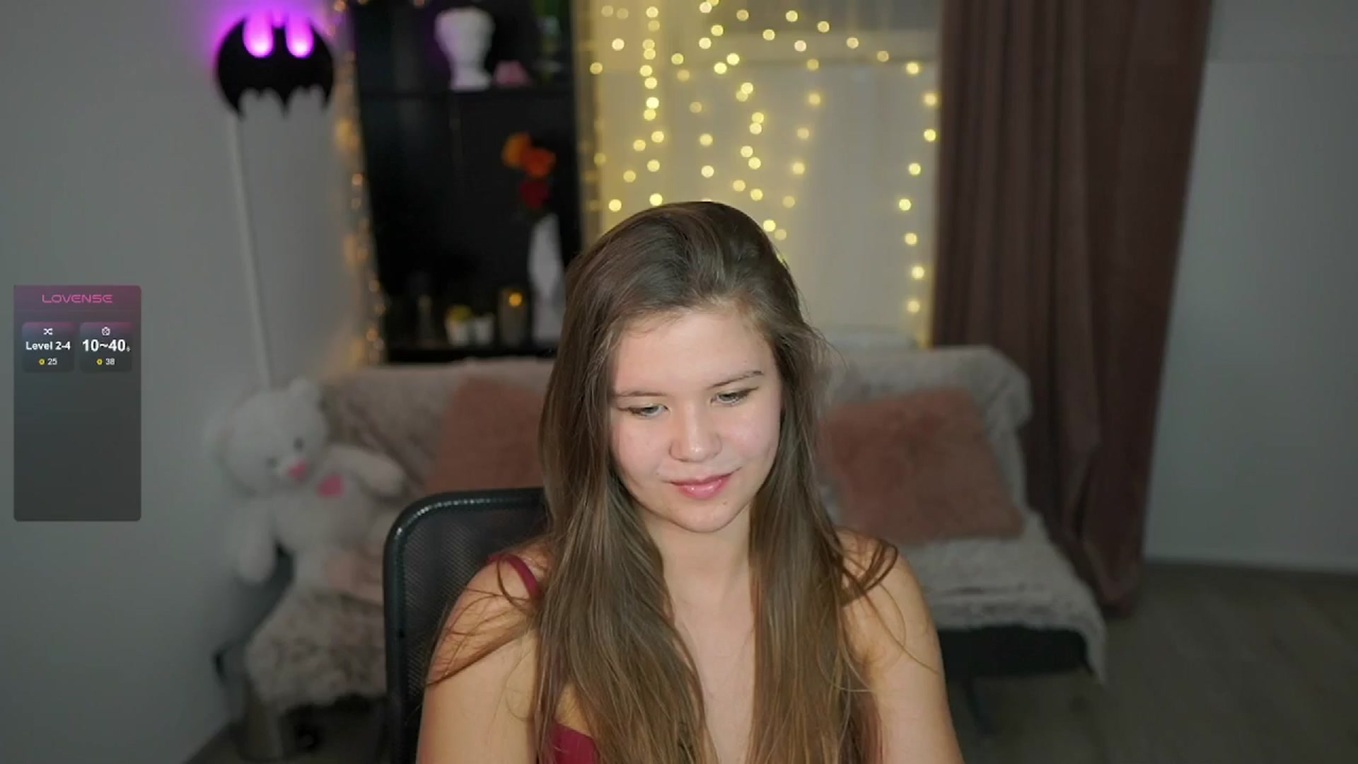 Gallery image thumbnail from Alaina__Fox's myfreecams stream on, 05/10/2024, 24:01 image 13 of 20