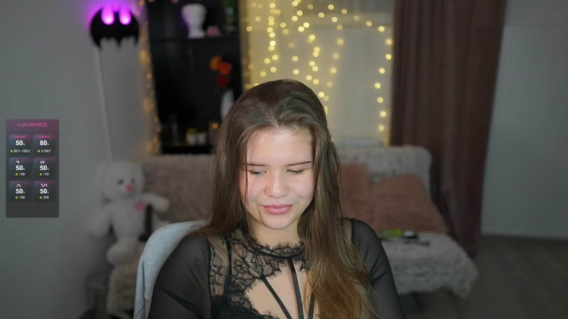 Gallery image thumbnail from Alaina__Fox's myfreecams stream on, 05/11/2024, 10:10 image 16 of 20