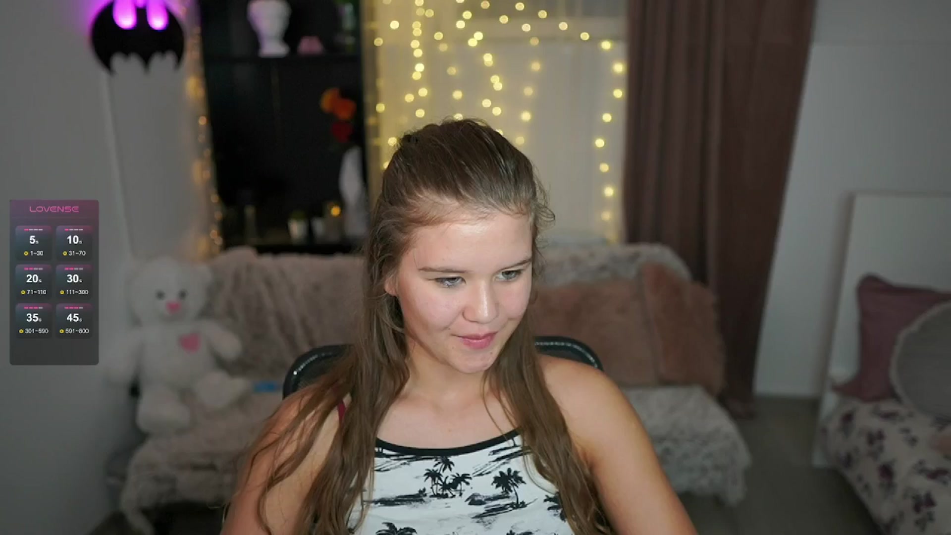 Gallery image thumbnail from Alaina__Fox's myfreecams stream on, 06/21/2024, 21:32 image 5 of 20