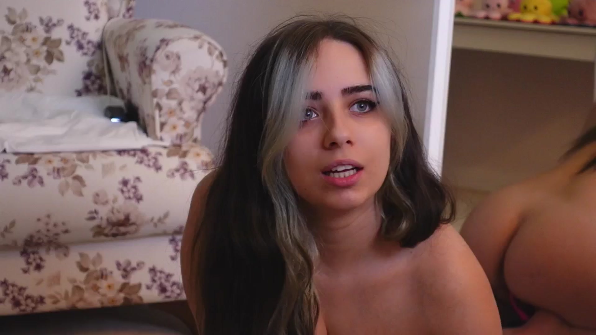Gallery image thumbnail from AlanaMilani's myfreecams stream on, 01/22/2025, 23:14 image 11 of 20