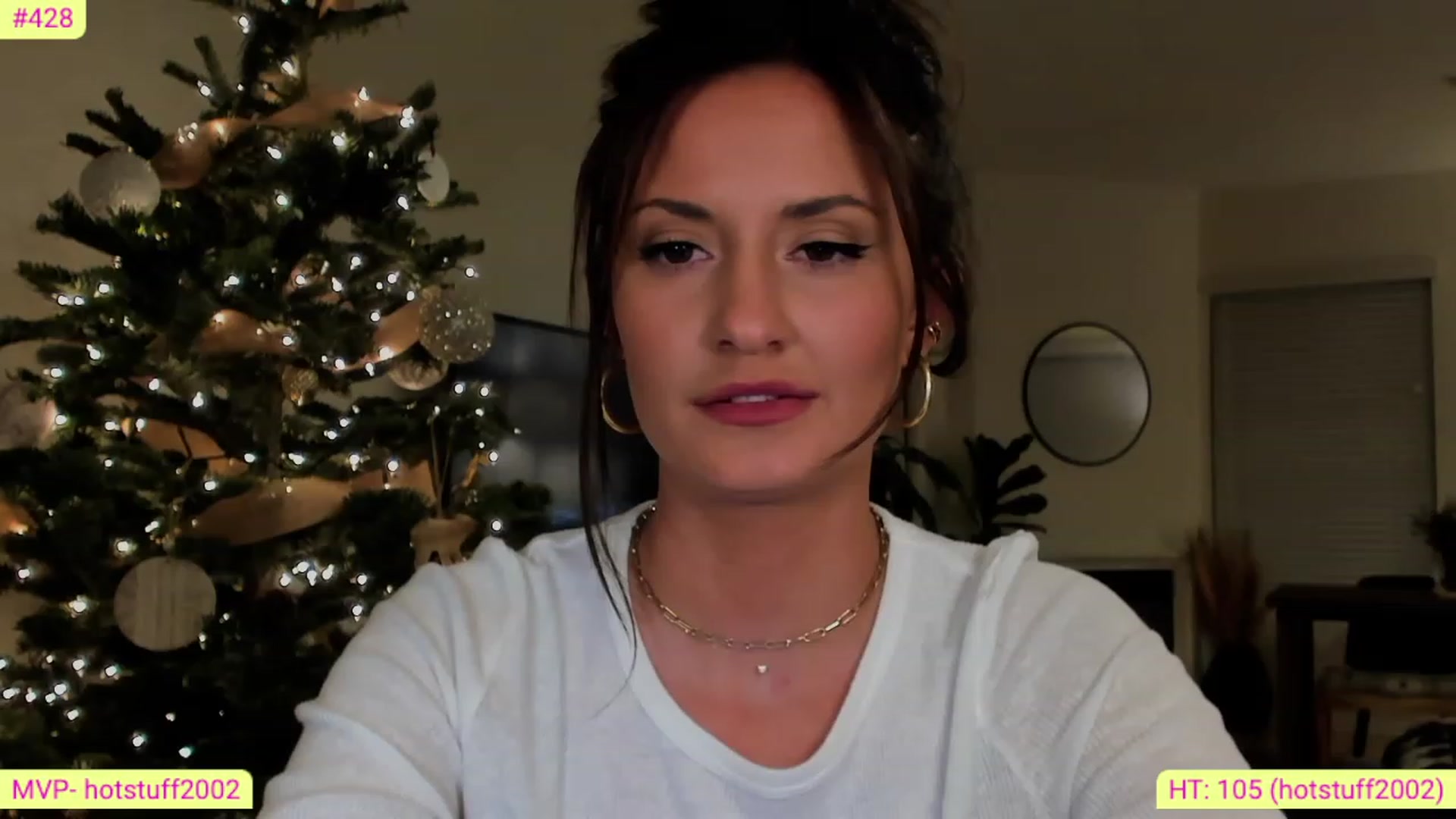 Gallery image thumbnail from AlanaWylde's myfreecams stream on, 12/20/2022, 06:15 image 11 of 20