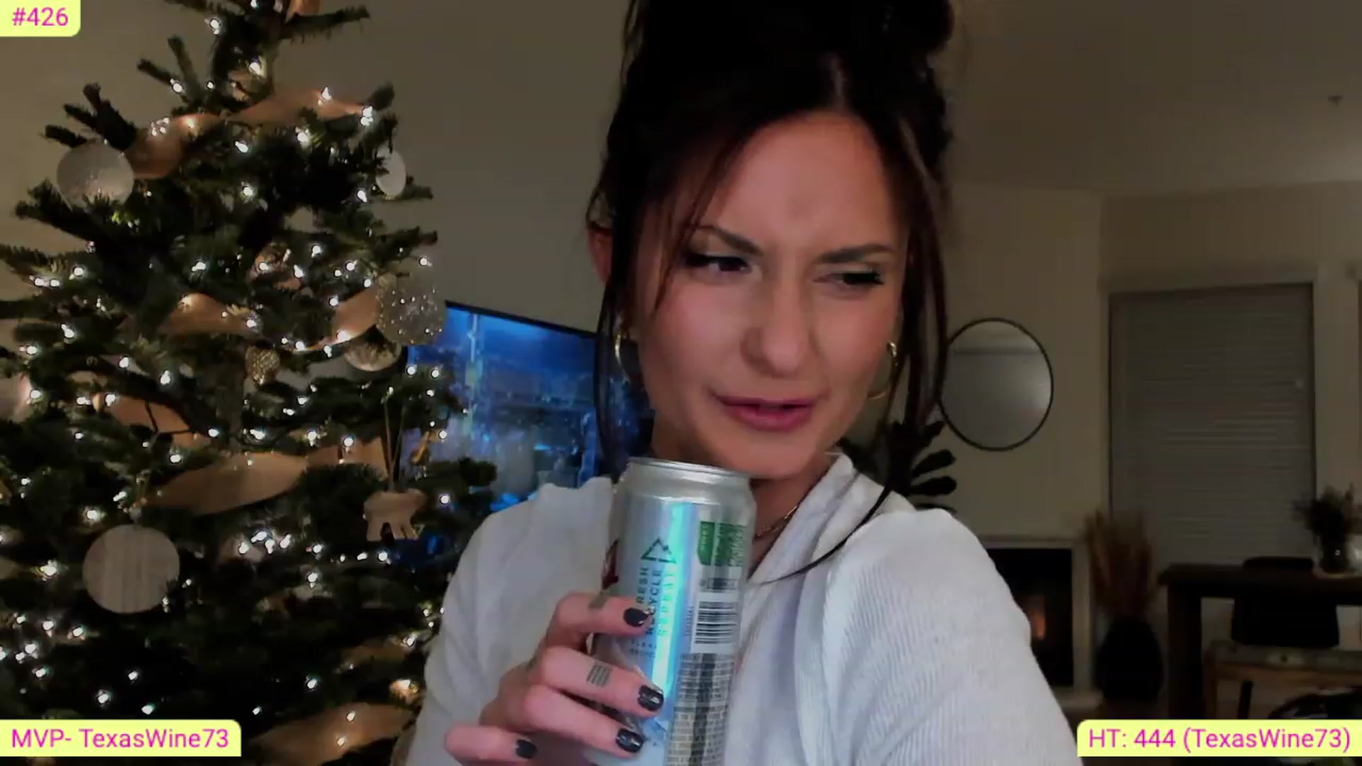 Gallery image thumbnail from AlanaWylde's myfreecams stream on, 12/20/2022, 06:15 image 20 of 20