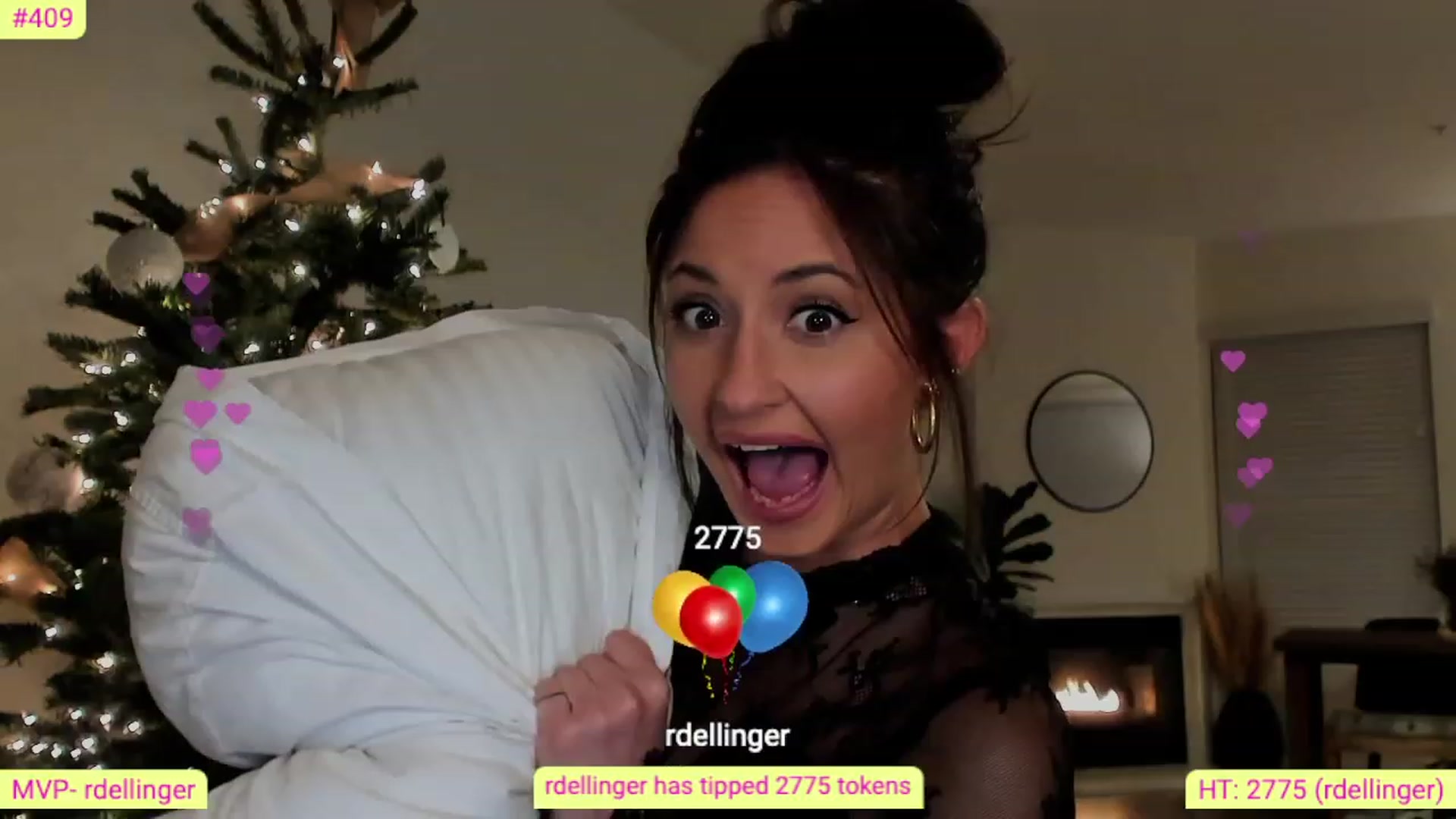Gallery image thumbnail from AlanaWylde's myfreecams stream on, 12/21/2022, 03:47 image 17 of 20