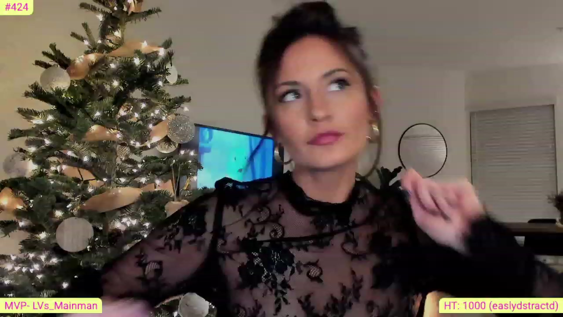 Gallery image thumbnail from AlanaWylde's myfreecams stream on, 12/21/2022, 03:47 image 10 of 20