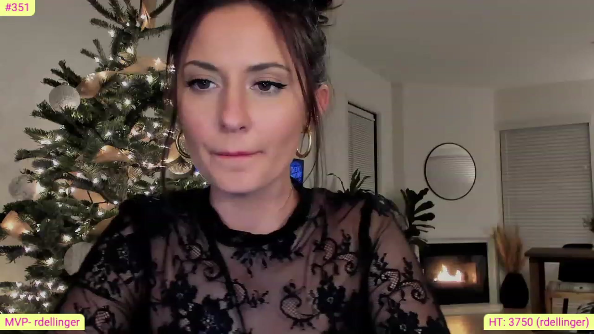 Gallery image thumbnail from AlanaWylde's myfreecams stream on, 12/21/2022, 05:45 image 11 of 20