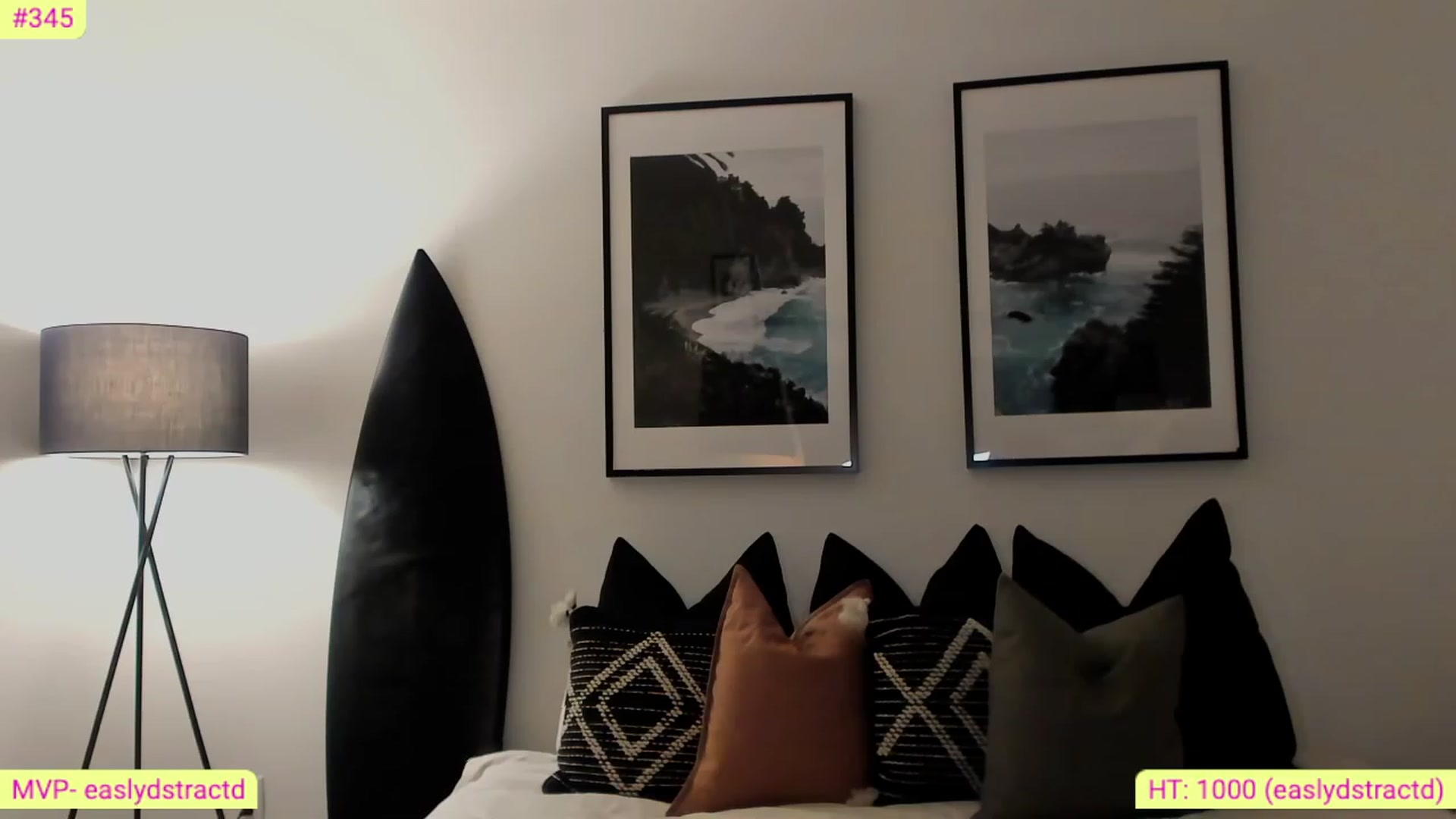 Gallery image thumbnail from AlanaWylde's myfreecams stream on, 12/22/2022, 05:17 image 18 of 20