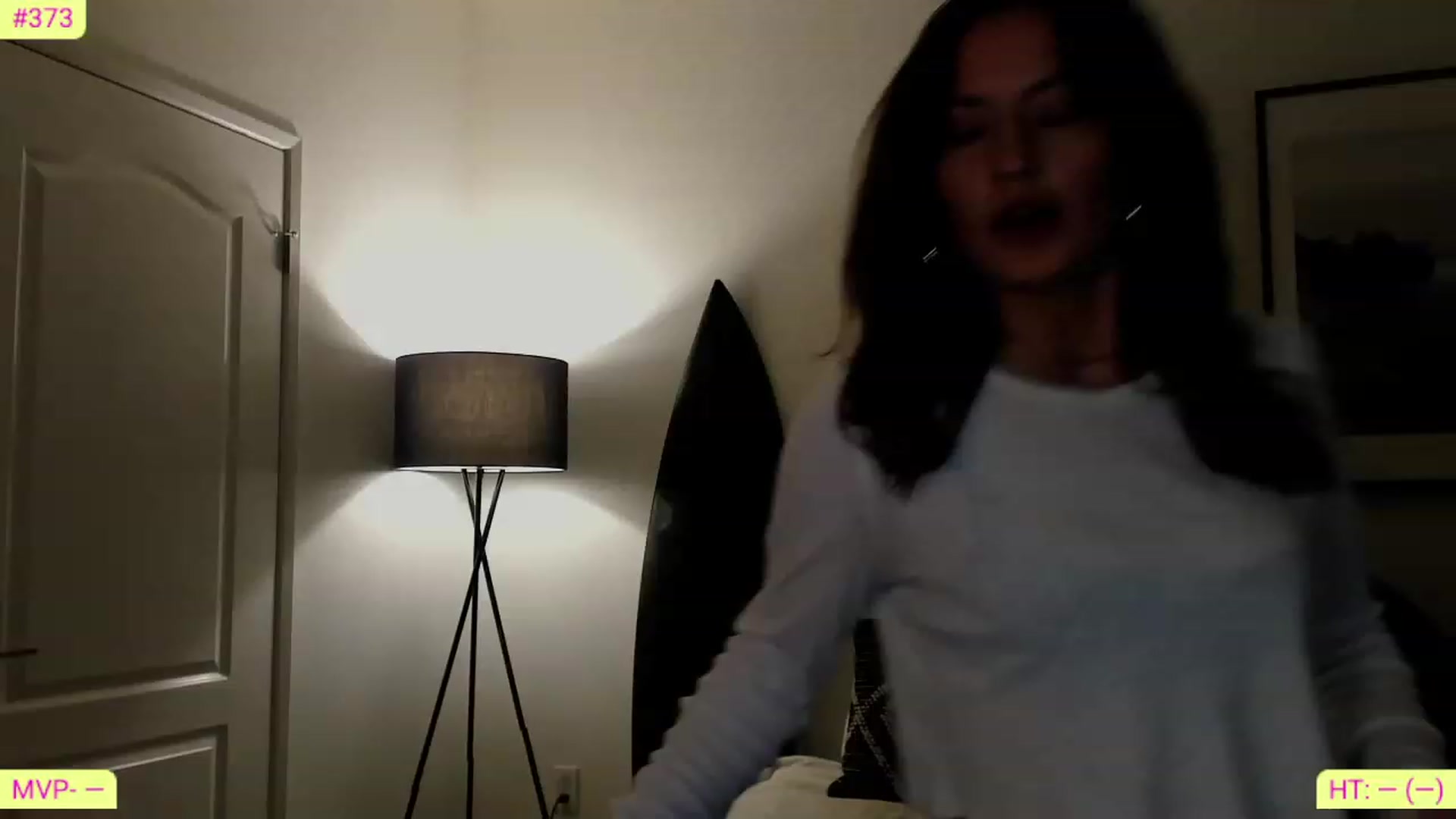 Gallery image thumbnail from AlanaWylde's myfreecams stream on, 12/22/2022, 05:17 image 1 of 20