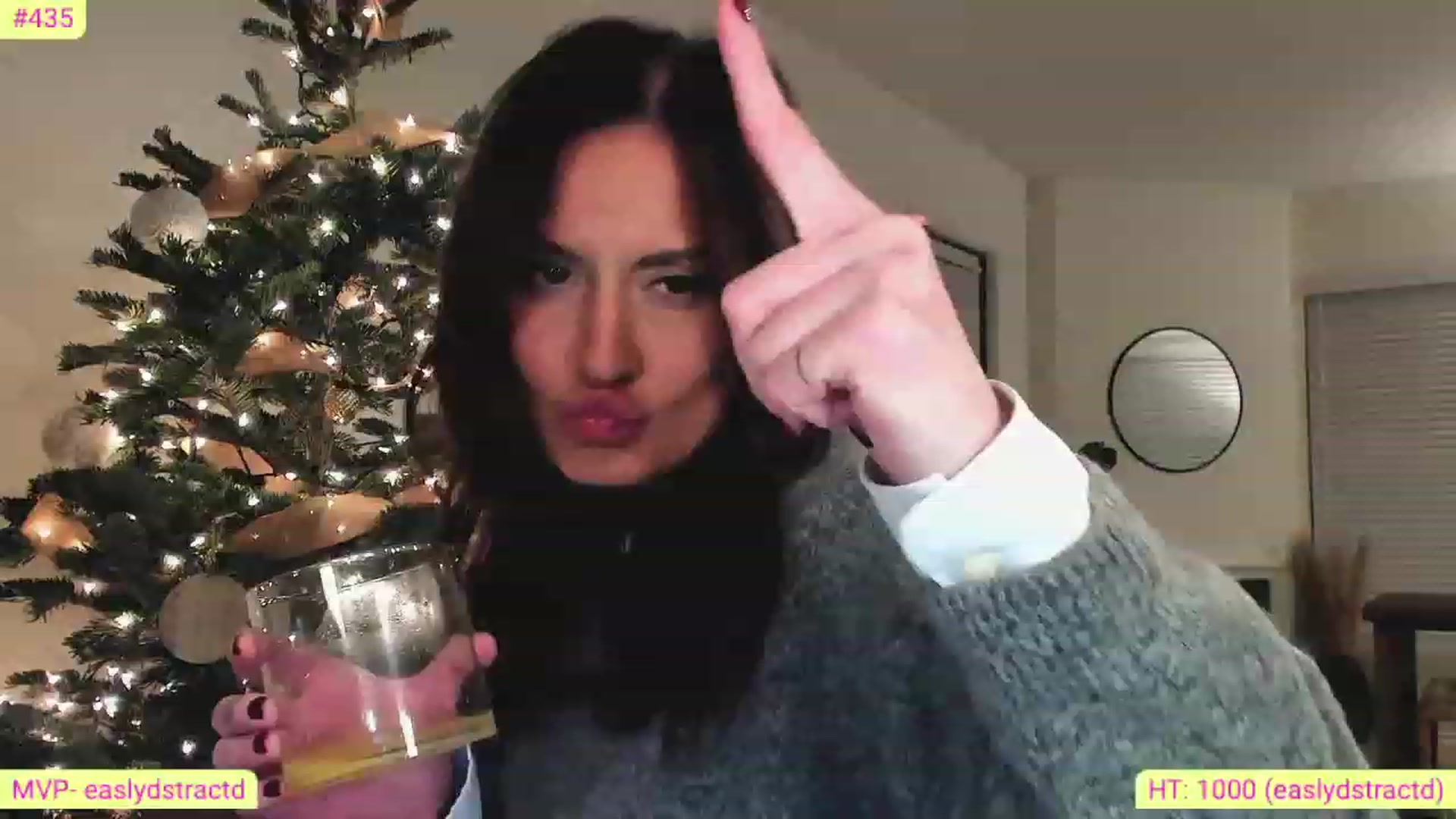 Gallery image thumbnail from AlanaWylde's myfreecams stream on, 12/28/2022, 06:08 image 7 of 20