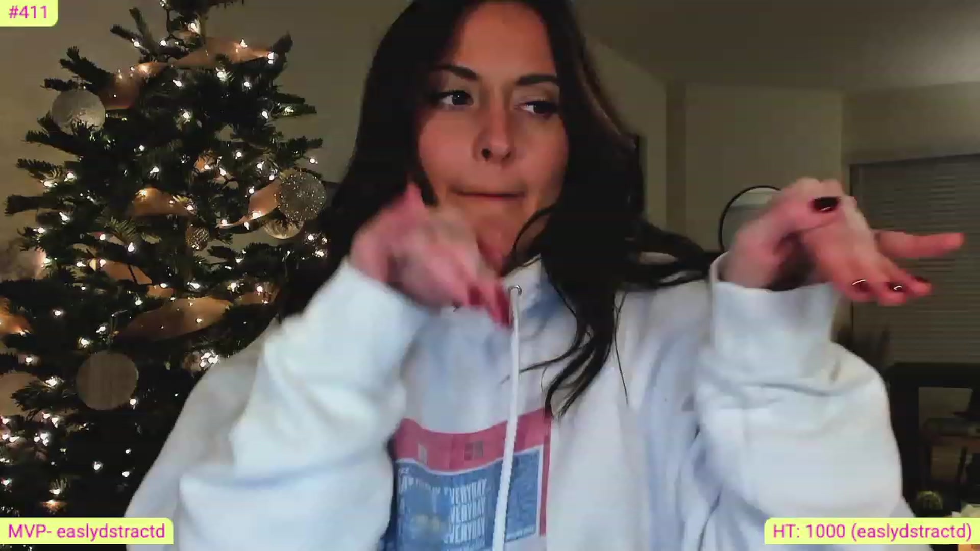 Gallery image thumbnail from AlanaWylde's myfreecams stream on, 12/28/2022, 07:18 image 1 of 20