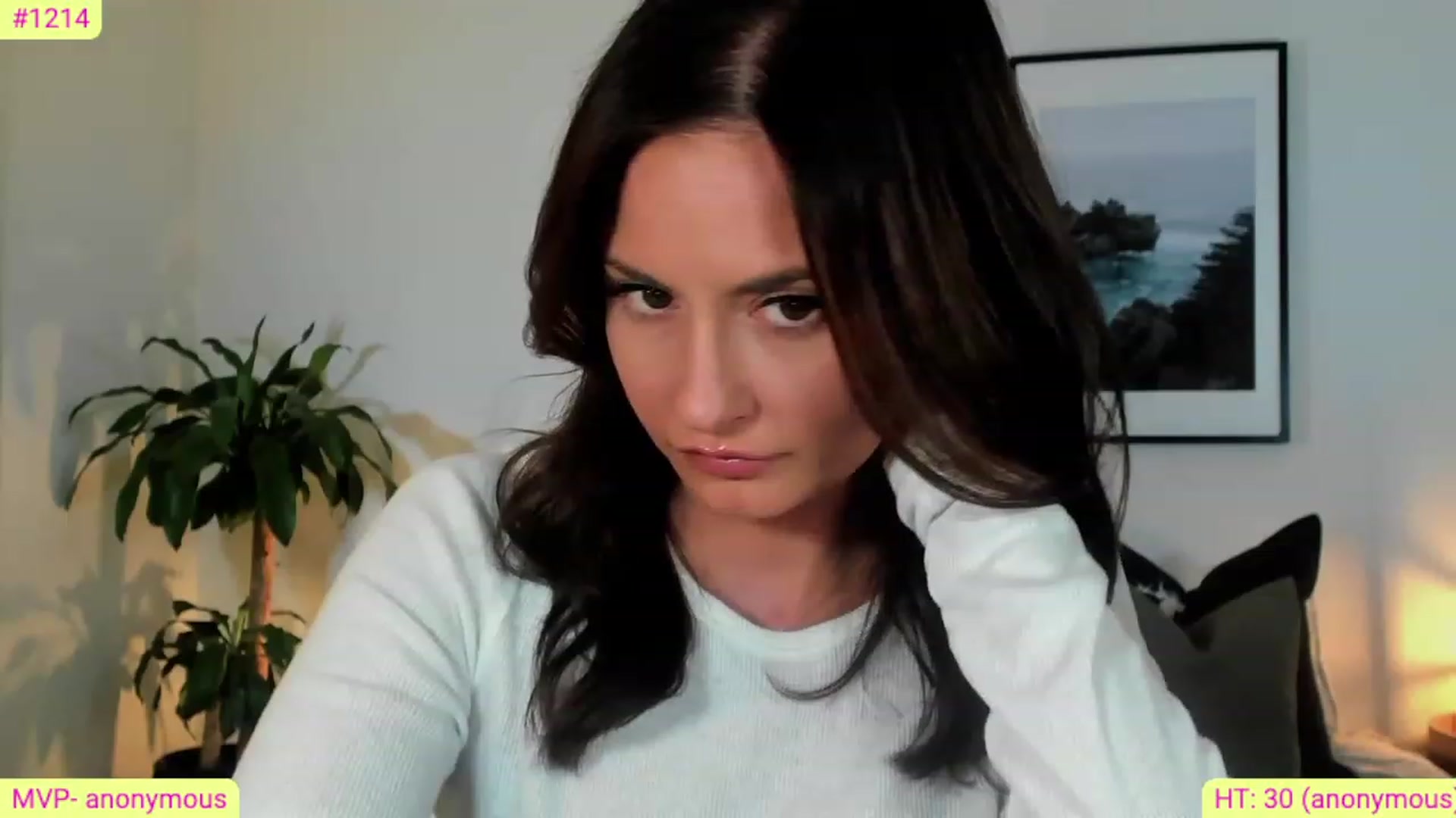 Gallery image thumbnail from AlanaWylde's myfreecams stream on, 01/06/2023, 05:11 image 13 of 20