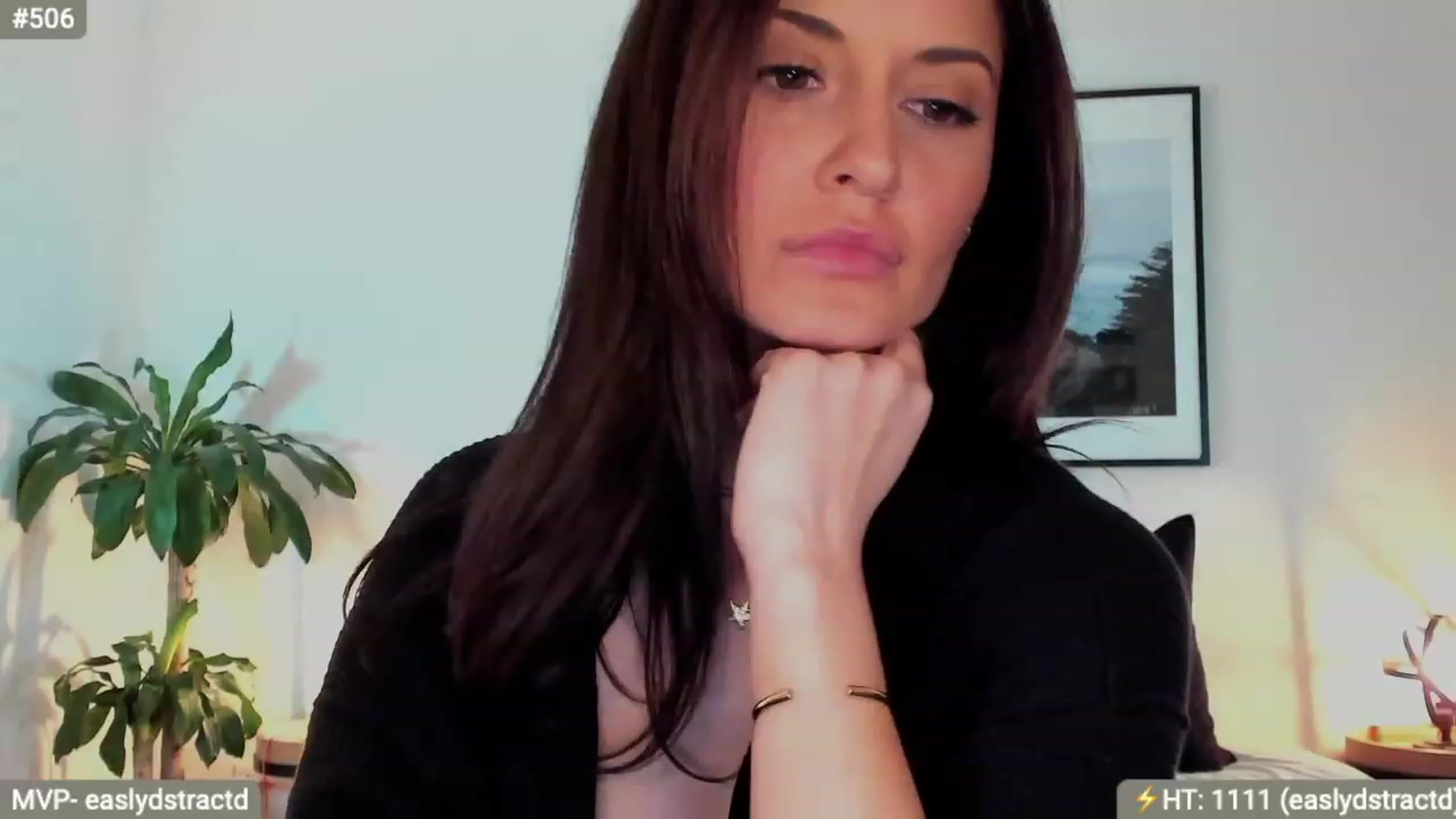 Gallery image thumbnail from AlanaWylde's myfreecams stream on, 02/26/2023, 05:06 image 13 of 20
