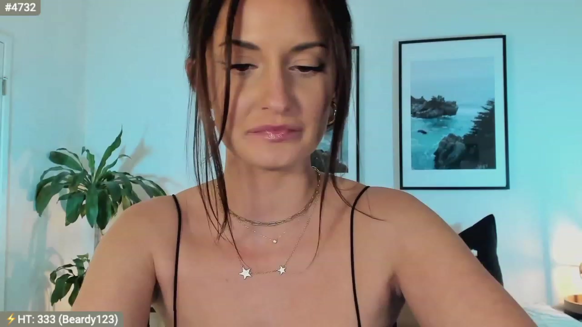 Gallery image thumbnail from AlanaWylde's myfreecams stream on, 03/09/2023, 05:11 image 8 of 20