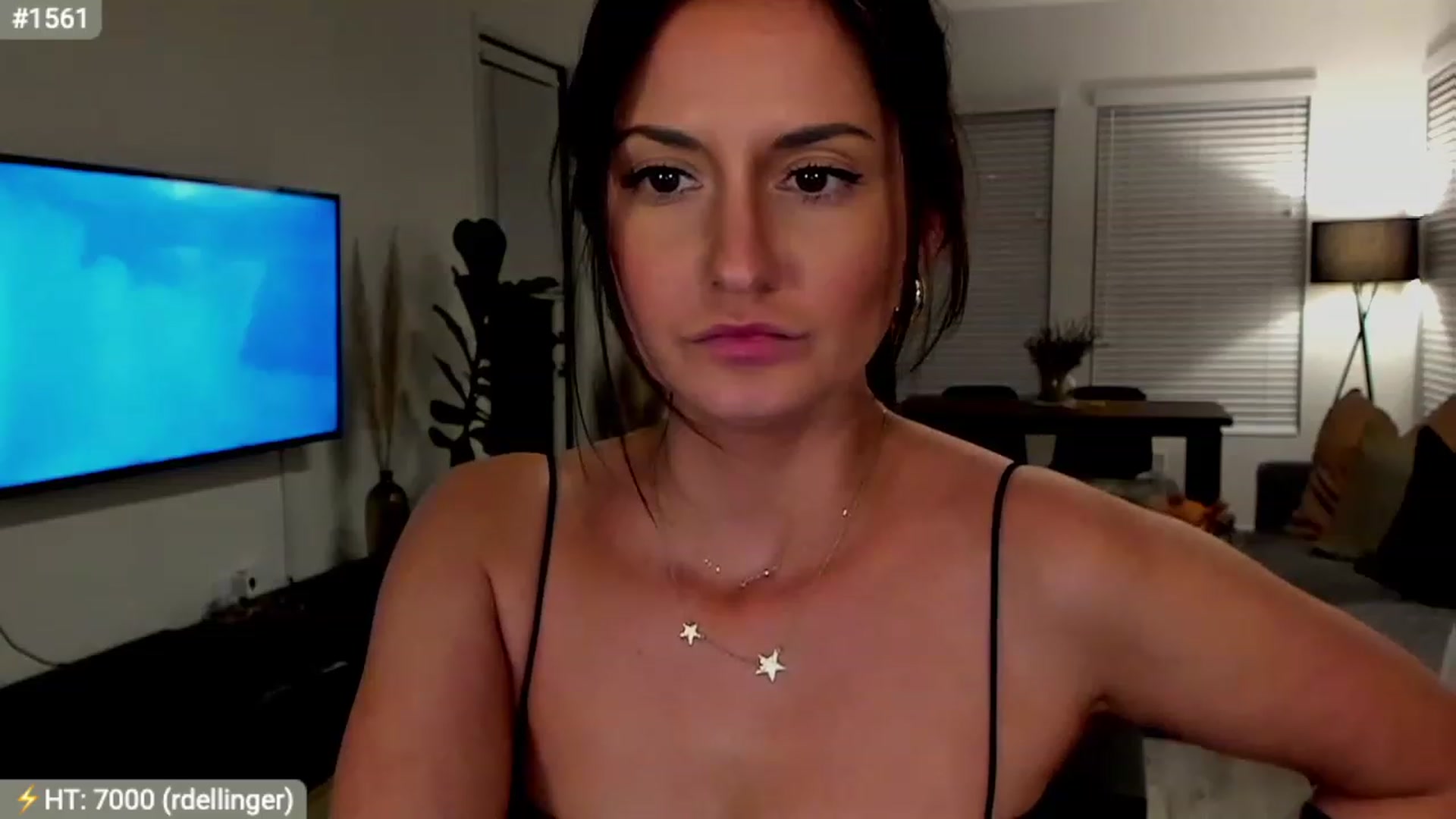 Gallery image thumbnail from AlanaWylde's myfreecams stream on, 03/15/2023, 04:18 image 17 of 20