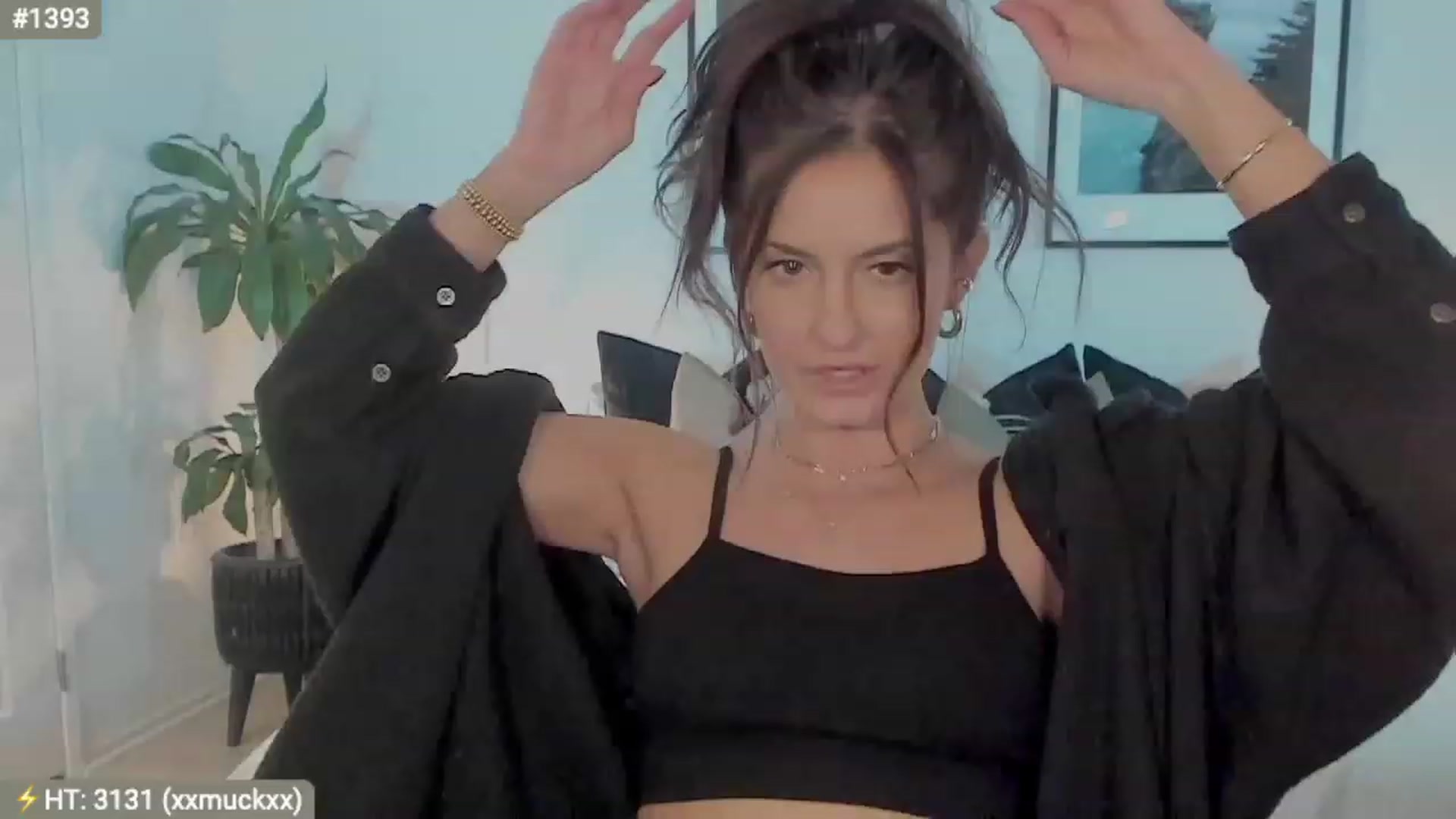 Gallery image thumbnail from AlanaWylde's myfreecams stream on, 03/17/2023, 06:25 image 8 of 20