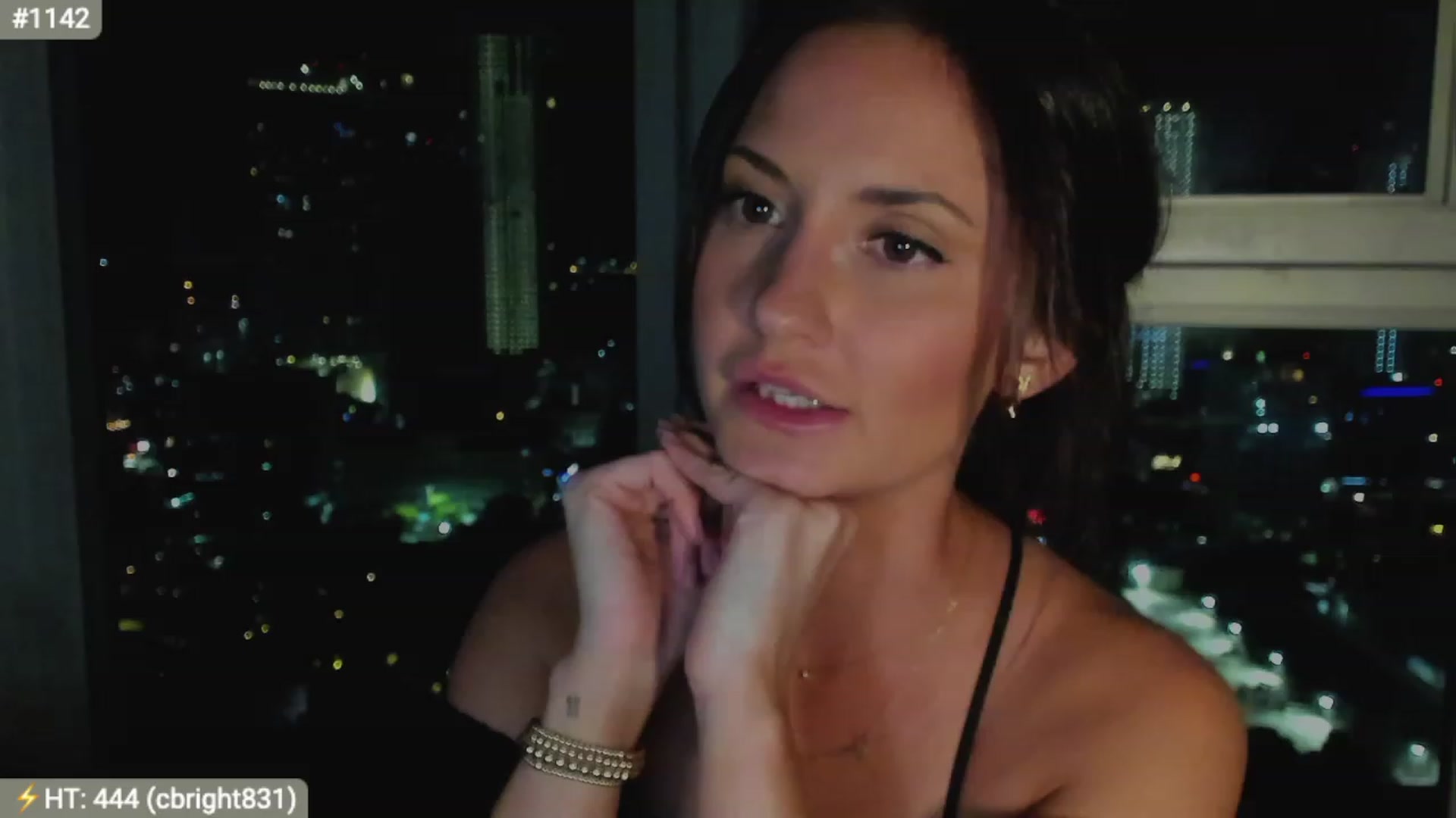 Gallery image thumbnail from AlanaWylde's myfreecams stream on, 04/08/2023, 03:43 image 5 of 20