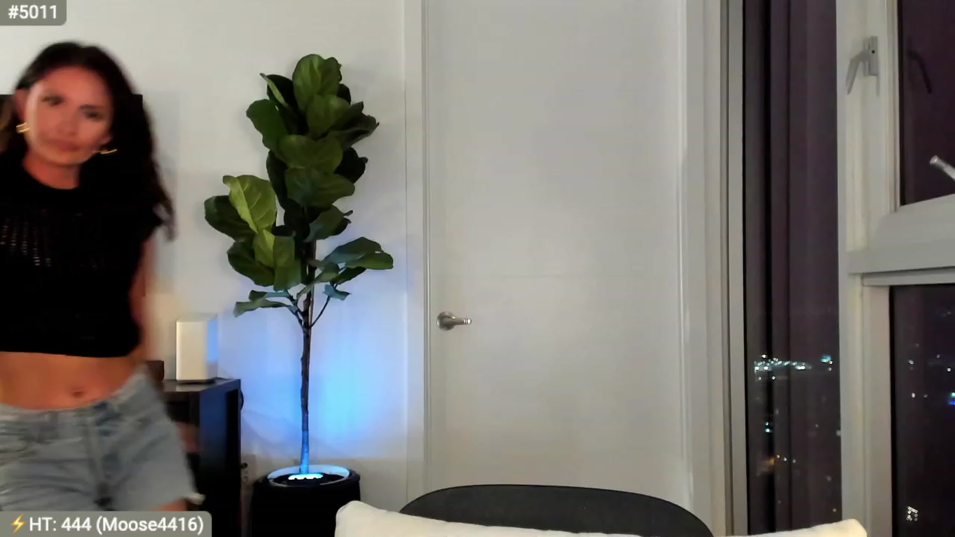 Gallery image thumbnail from AlanaWylde's myfreecams stream on, 10/12/2023, 01:34 image 15 of 20