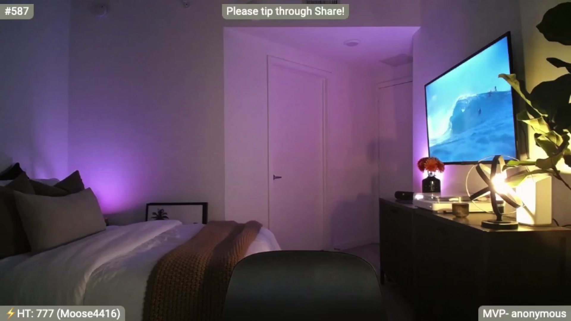 Gallery image thumbnail from AlanaWylde's myfreecams stream on, 11/13/2023, 24:54 image 20 of 20