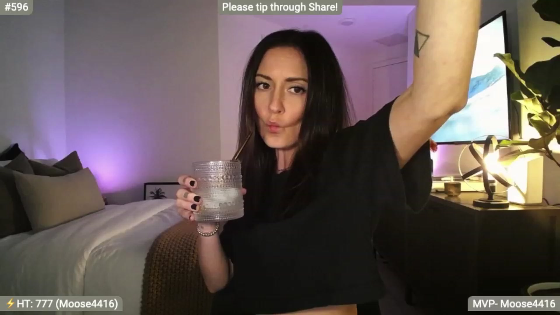 Gallery image thumbnail from AlanaWylde's myfreecams stream on, 11/13/2023, 24:54 image 9 of 20