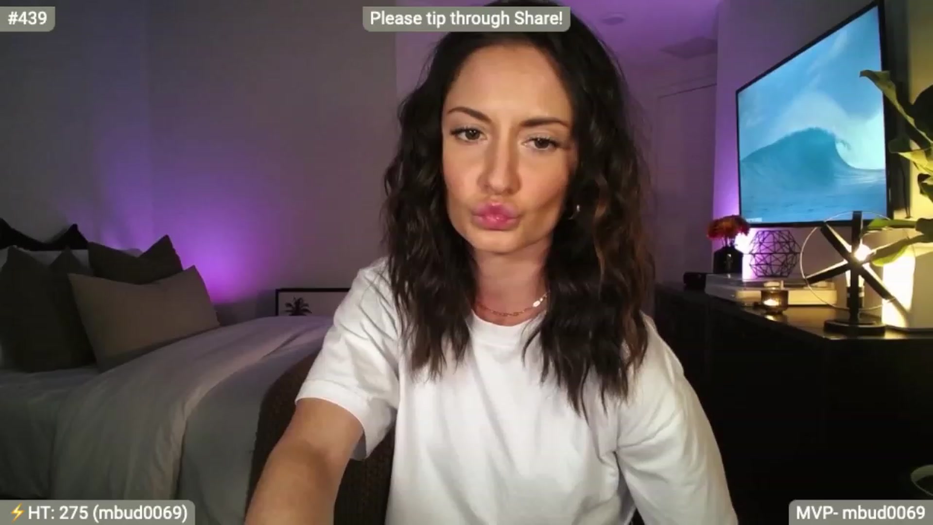 Gallery image thumbnail from AlanaWylde's myfreecams stream on, 11/16/2023, 01:49 image 11 of 20