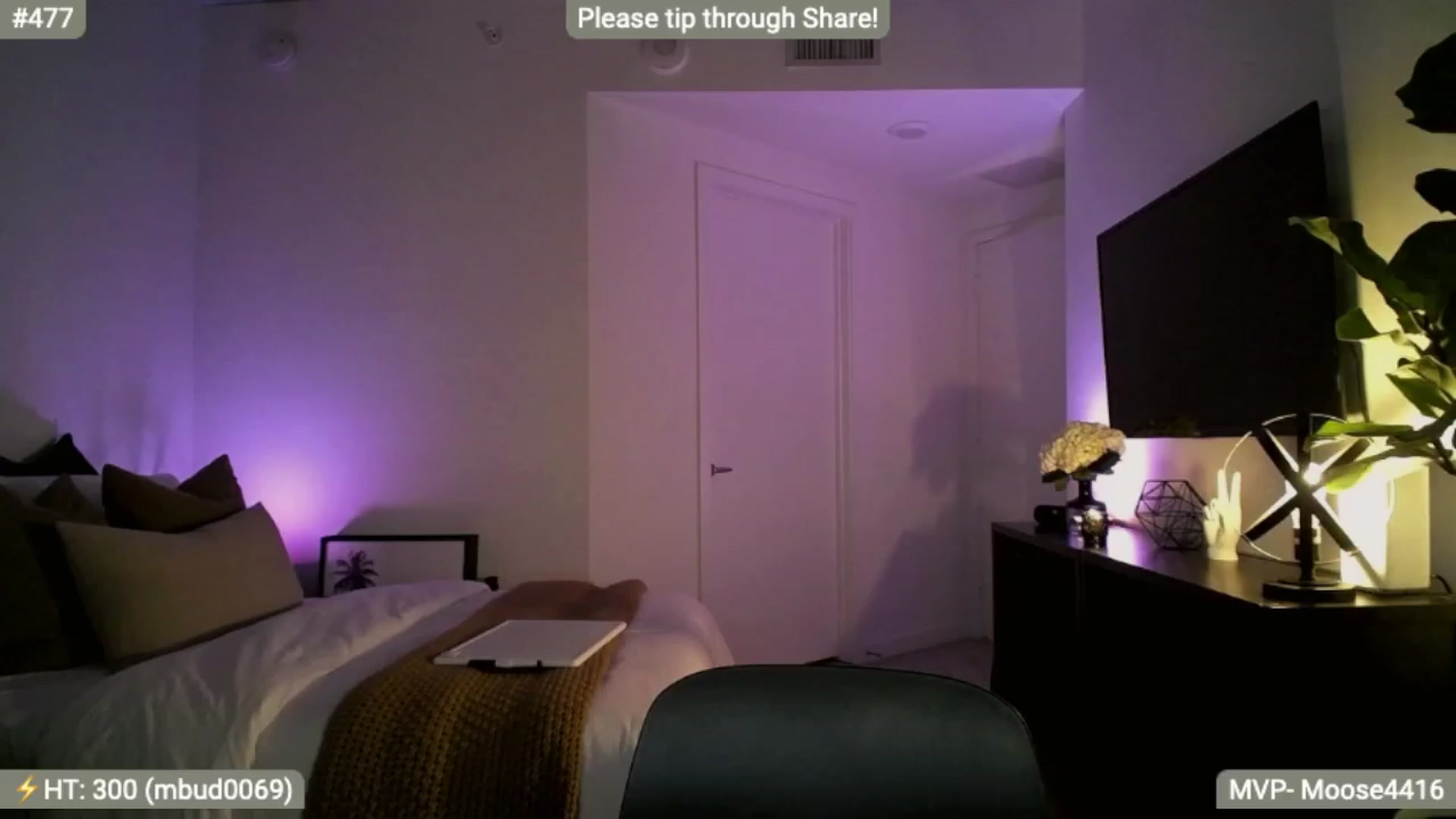 Gallery image thumbnail from AlanaWylde's myfreecams stream on, 11/30/2023, 05:05 image 10 of 20