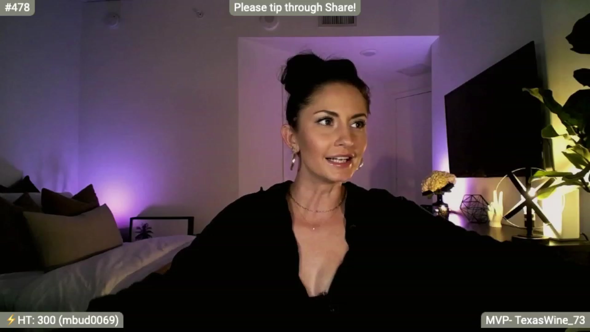 Gallery image thumbnail from AlanaWylde's myfreecams stream on, 11/30/2023, 05:05 image 9 of 20