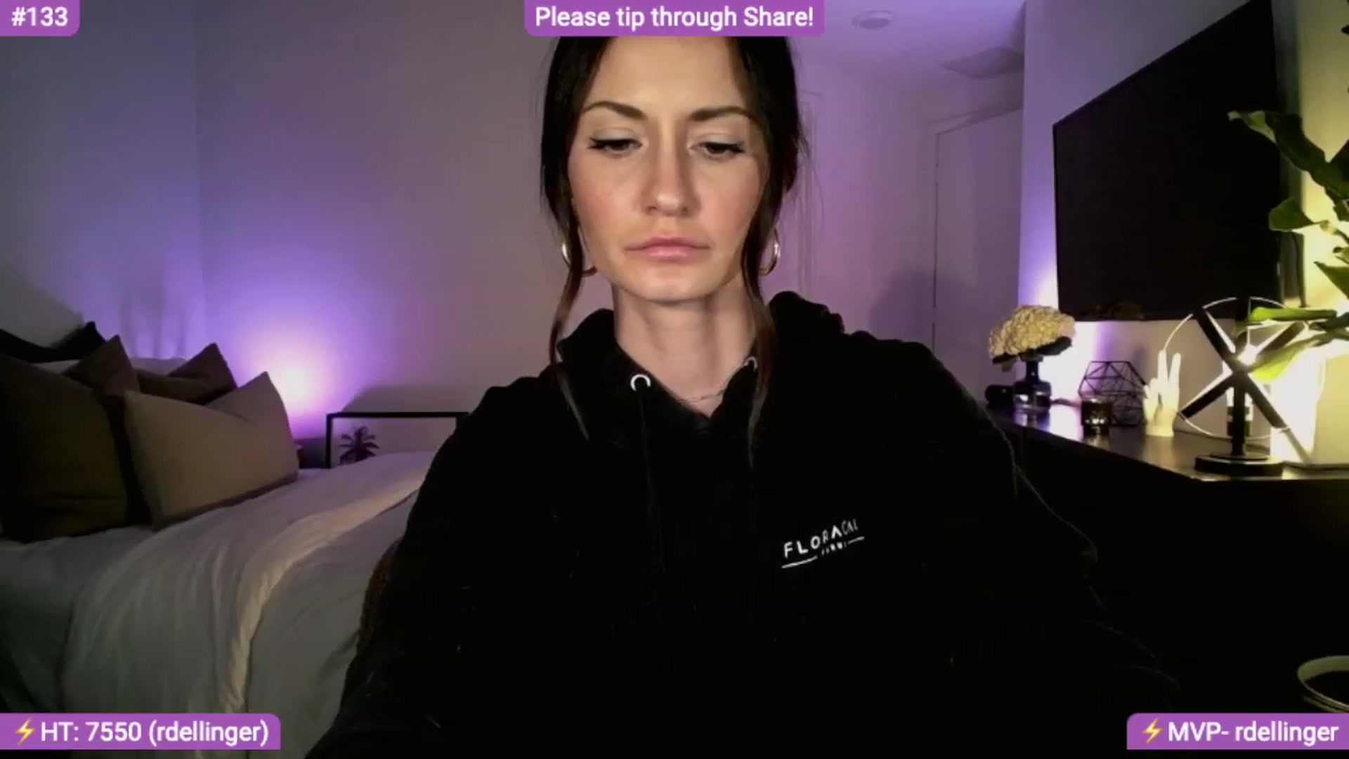 Gallery image thumbnail from AlanaWylde's myfreecams stream on, 12/02/2023, 08:54 image 18 of 20