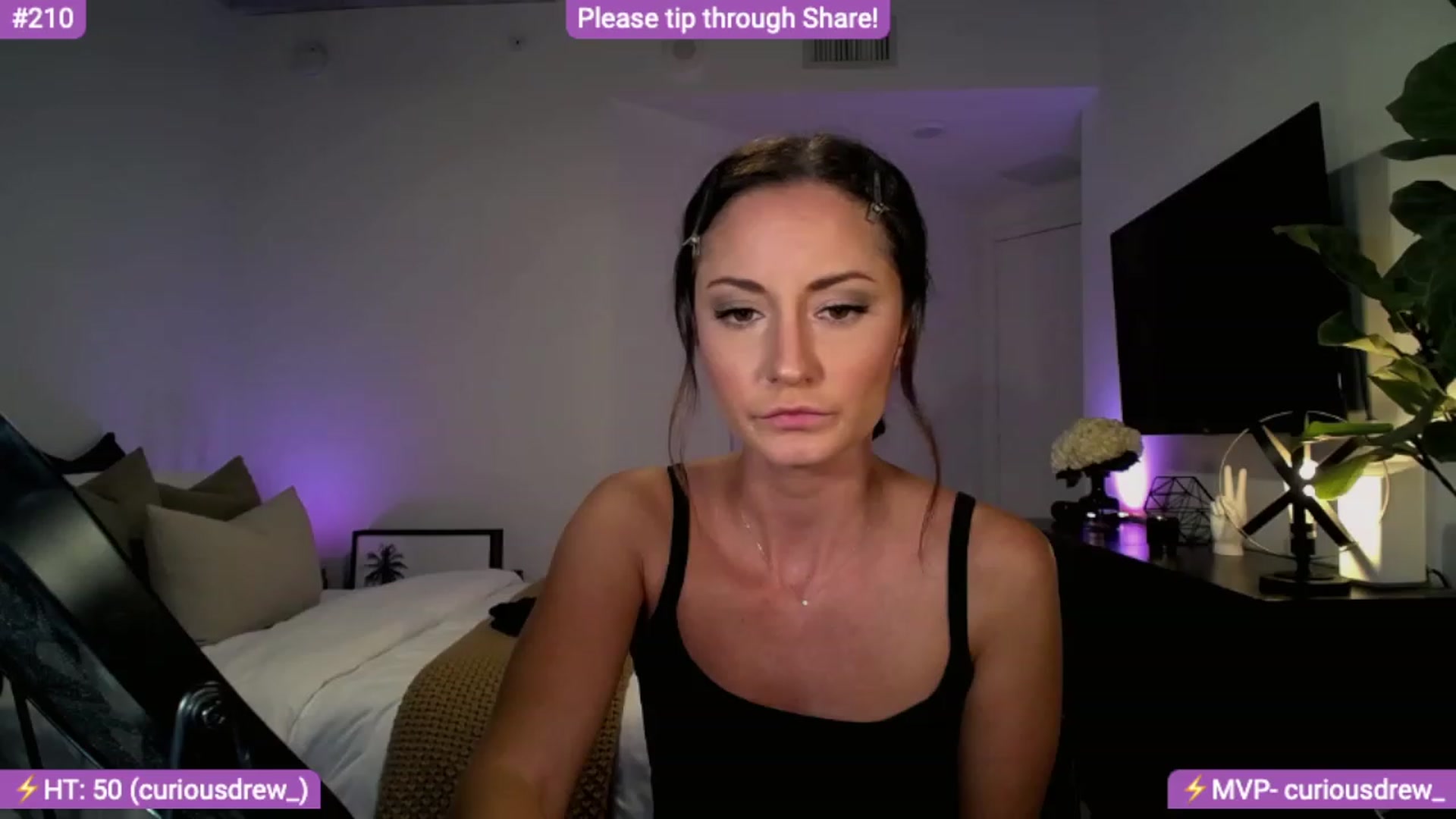 Gallery image thumbnail from AlanaWylde's myfreecams stream on, 12/02/2023, 22:44 image 17 of 20
