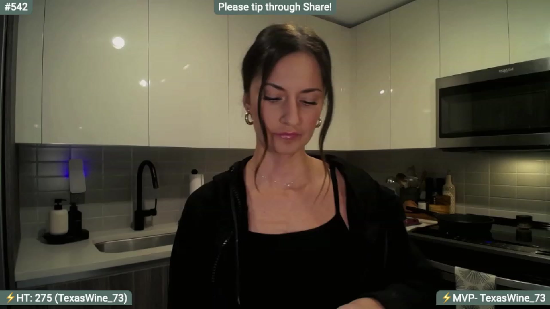 Gallery image thumbnail from AlanaWylde's myfreecams stream on, 12/07/2023, 24:39 image 12 of 20