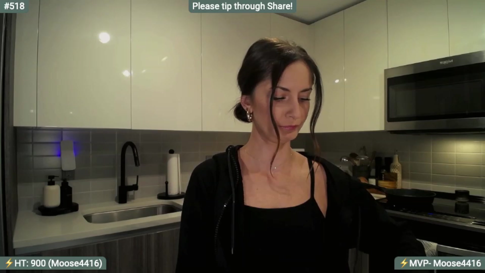 Gallery image thumbnail from AlanaWylde's myfreecams stream on, 12/07/2023, 24:39 image 17 of 20