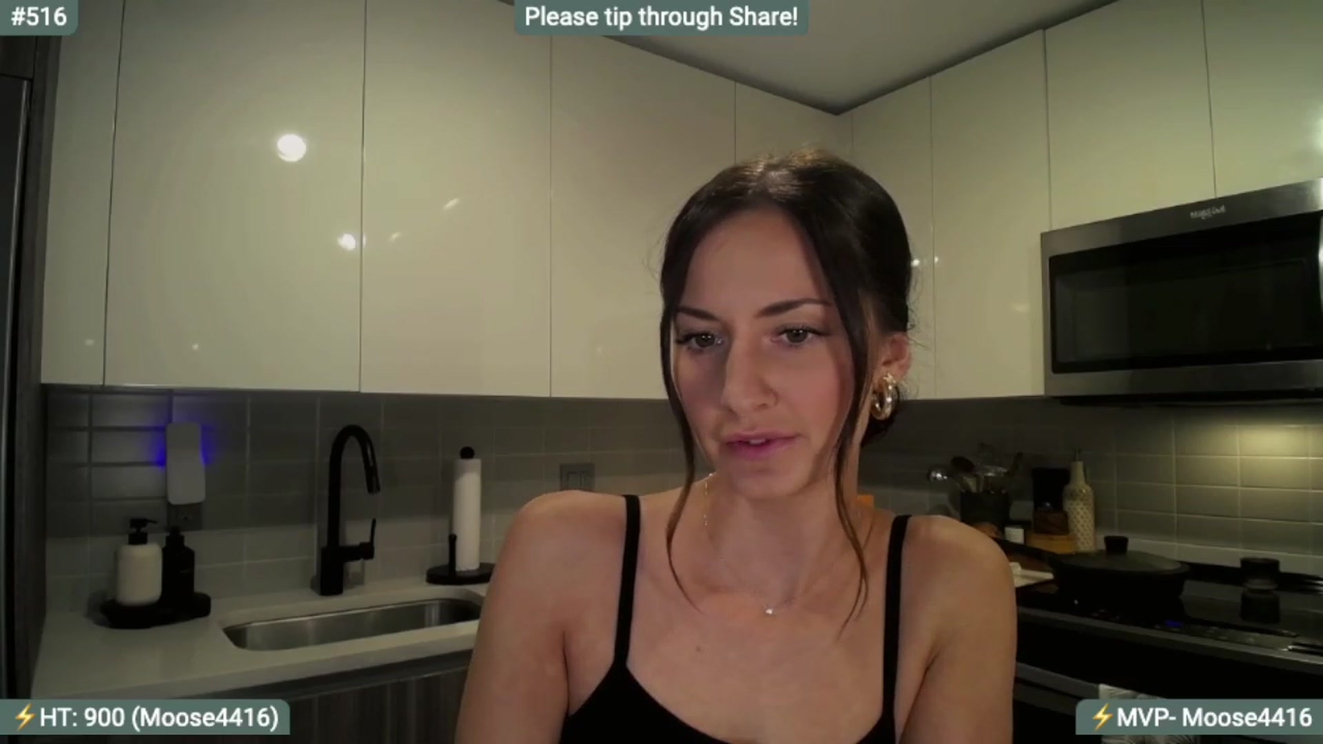 Gallery image thumbnail from AlanaWylde's myfreecams stream on, 12/07/2023, 01:34 image 5 of 20