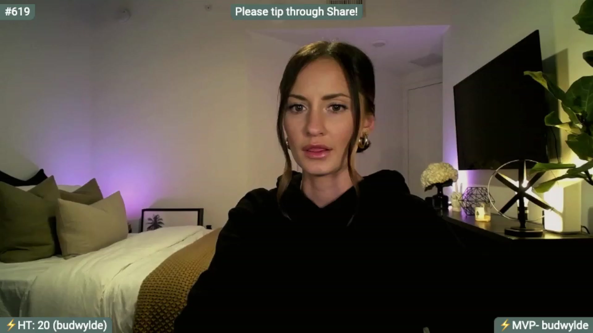 Gallery image thumbnail from AlanaWylde's myfreecams stream on, 12/08/2023, 03:21 image 19 of 20