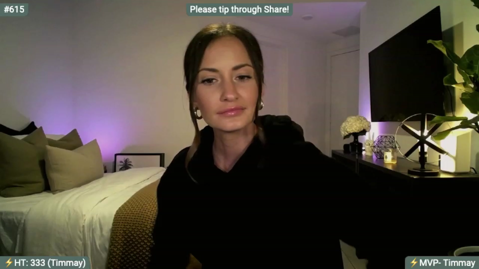Gallery image thumbnail from AlanaWylde's myfreecams stream on, 12/08/2023, 04:23 image 18 of 20