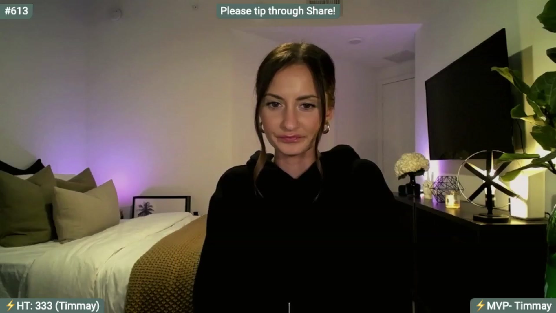 Gallery image thumbnail from AlanaWylde's myfreecams stream on, 12/08/2023, 04:23 image 8 of 20