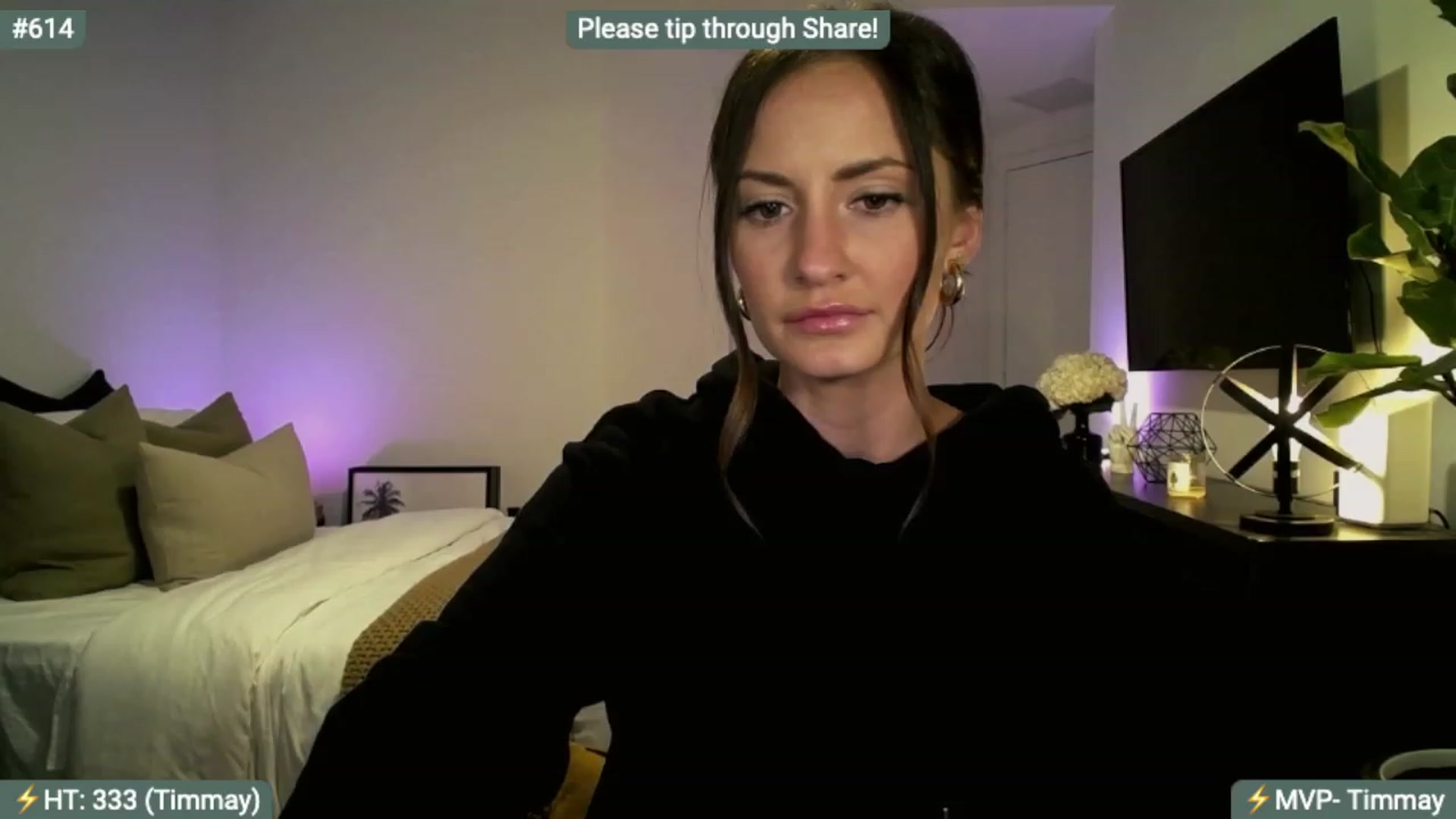 Gallery image thumbnail from AlanaWylde's myfreecams stream on, 12/08/2023, 04:23 image 17 of 20