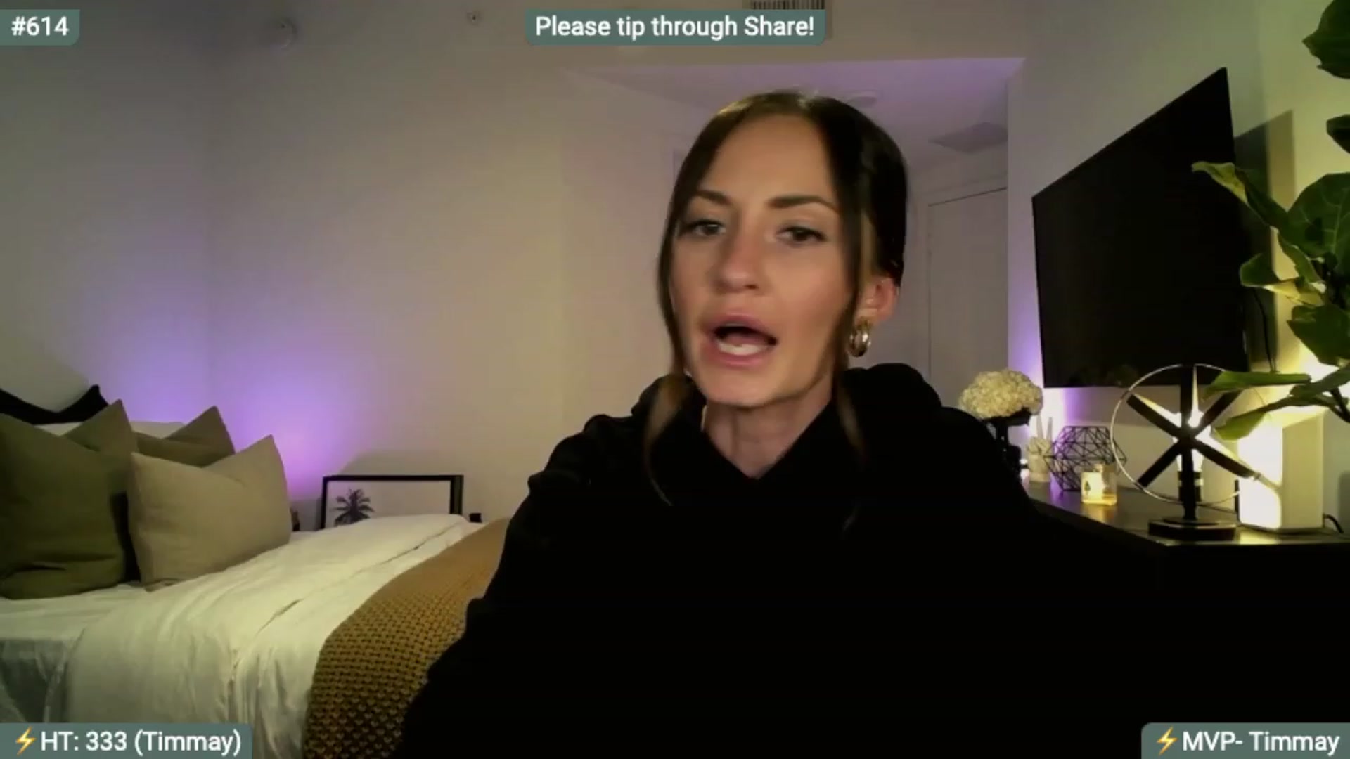 Gallery image thumbnail from AlanaWylde's myfreecams stream on, 12/08/2023, 04:23 image 12 of 20