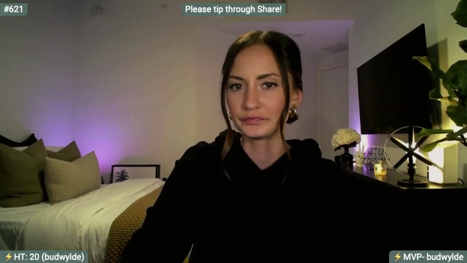 Gallery image thumbnail from AlanaWylde's myfreecams stream on, 12/08/2023, 04:23 image 1 of 20