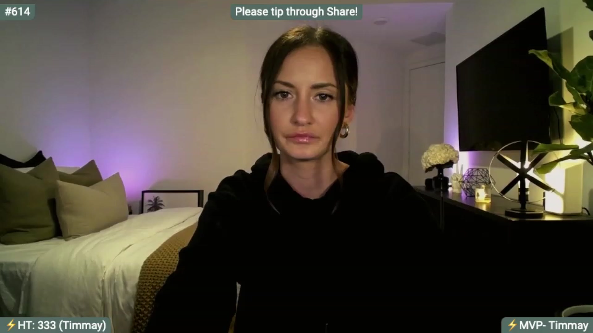 Gallery image thumbnail from AlanaWylde's myfreecams stream on, 12/08/2023, 04:23 image 16 of 20