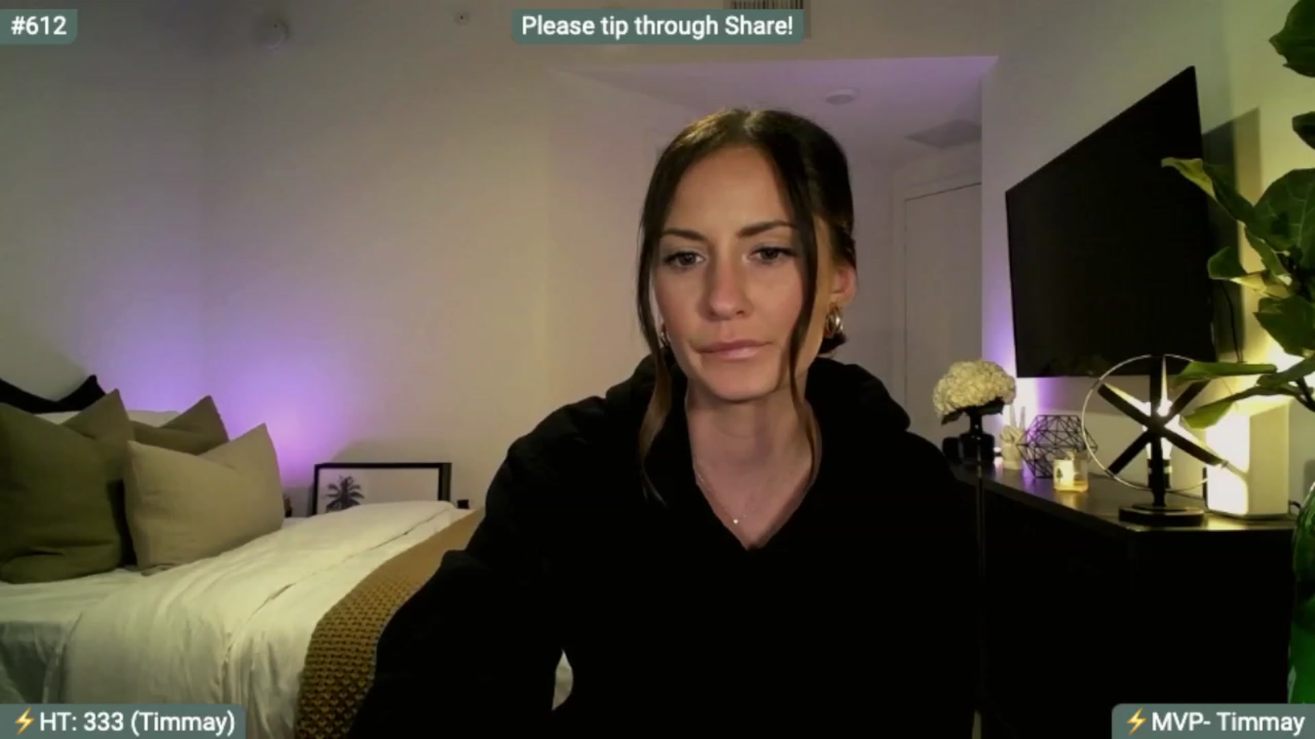 Gallery image thumbnail from AlanaWylde's myfreecams stream on, 12/08/2023, 04:23 image 7 of 20