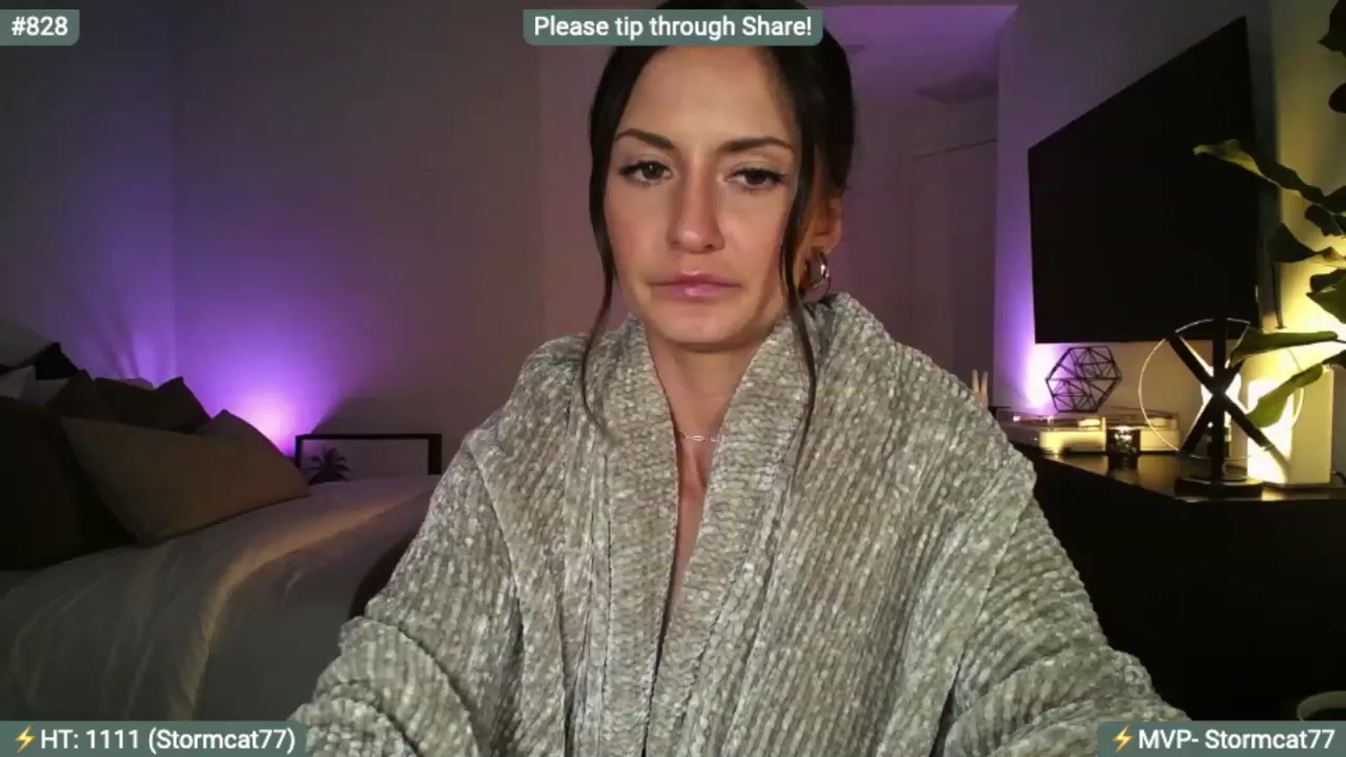 Gallery image thumbnail from AlanaWylde's myfreecams stream on, 12/15/2023, 03:21 image 18 of 20